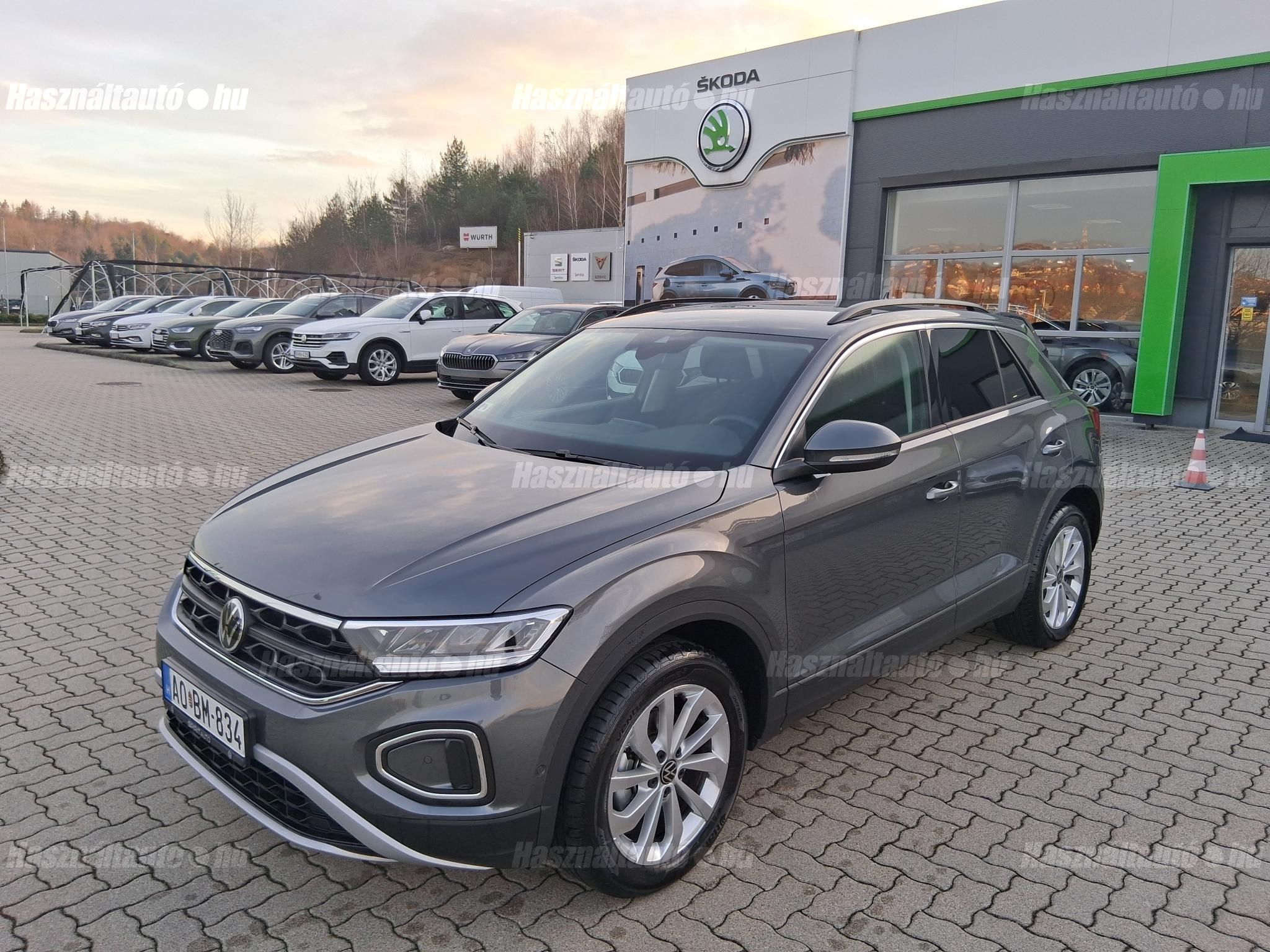 VOLKSWAGEN T-ROC 2025/5 - 1
