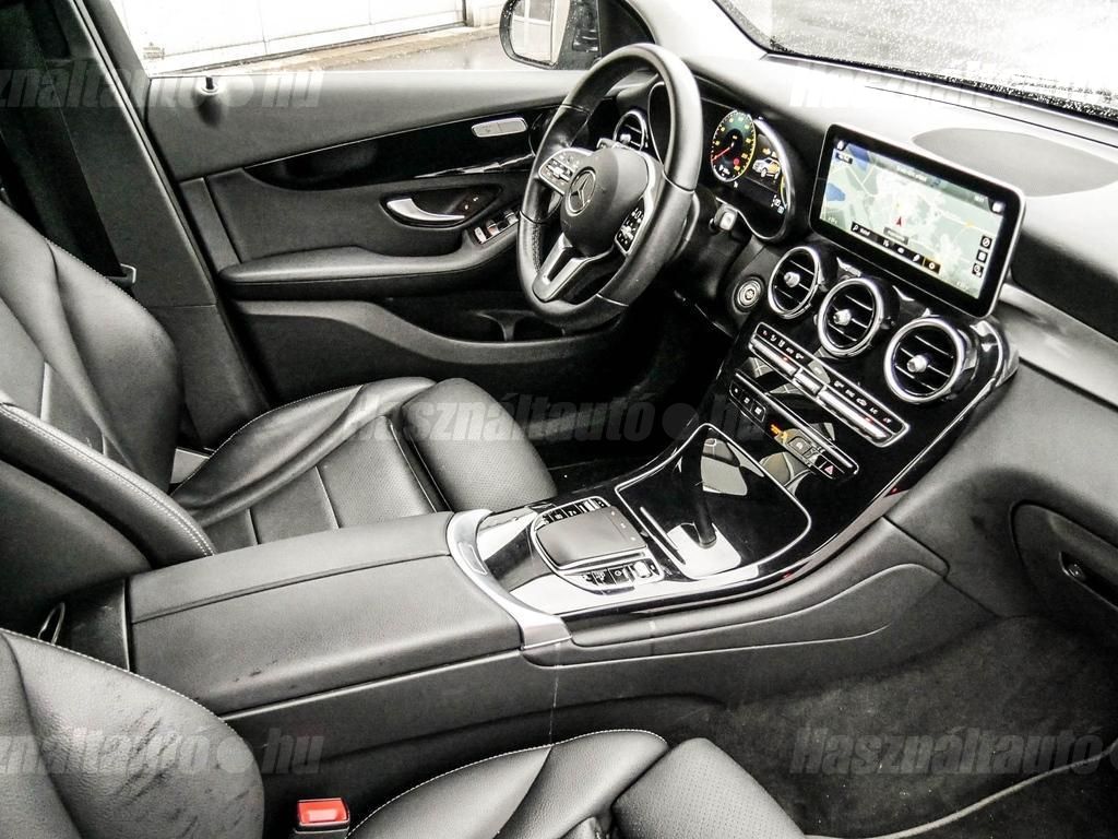 MERCEDES-BENZ GLC 200 2020 - 1