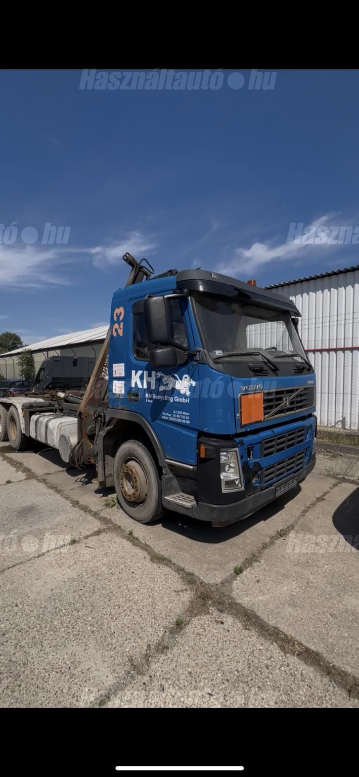 VOLVO 2005/6 - 1