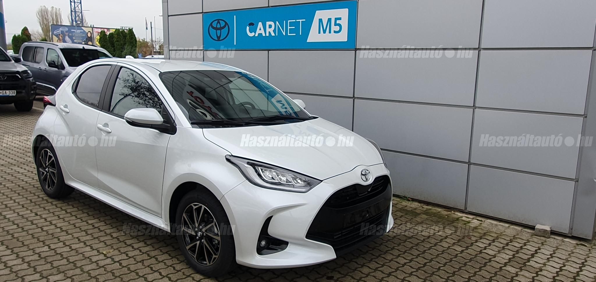 TOYOTA YARIS 2025 - 1