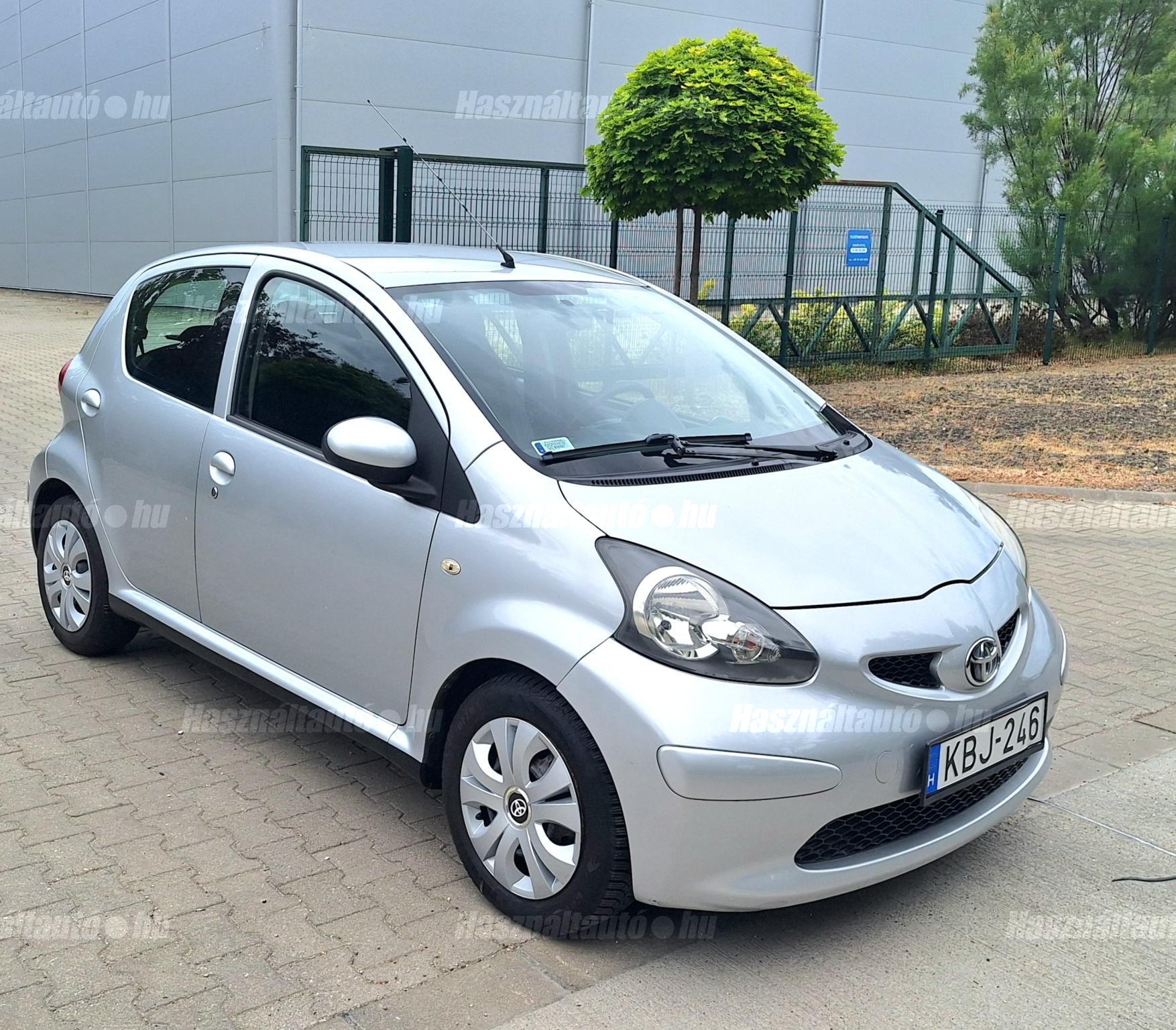 TOYOTA AYGO 2005/8 - 1