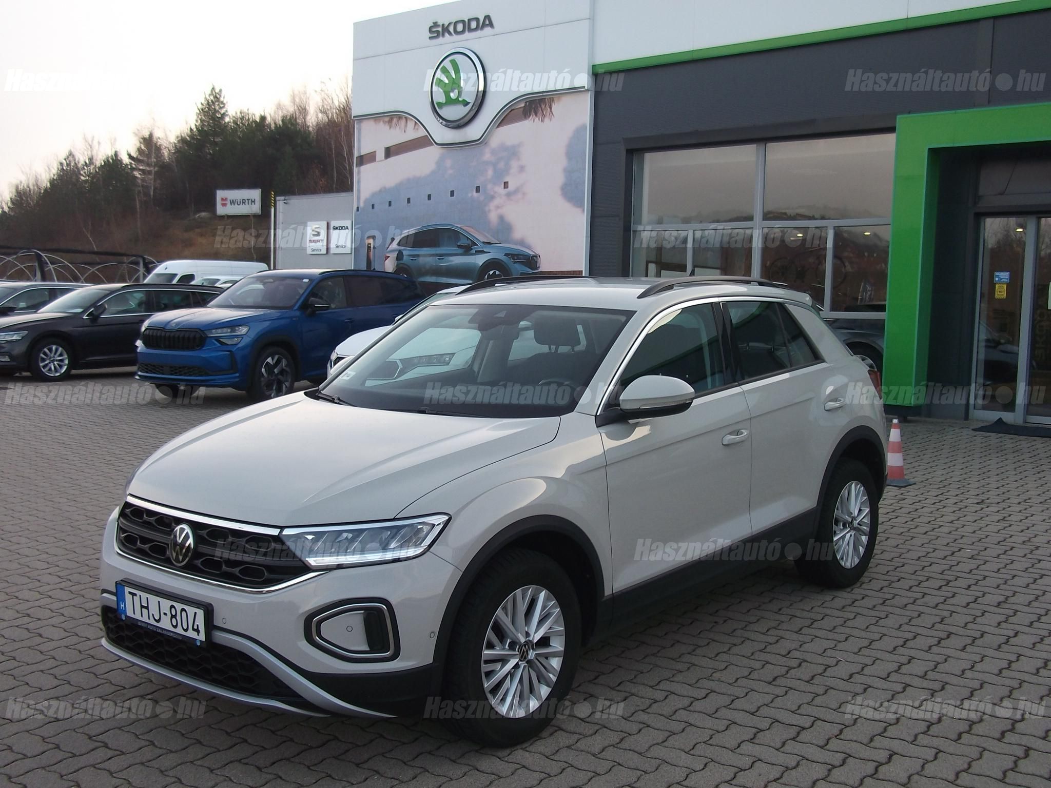 VOLKSWAGEN T-ROC 2022/6 - 1