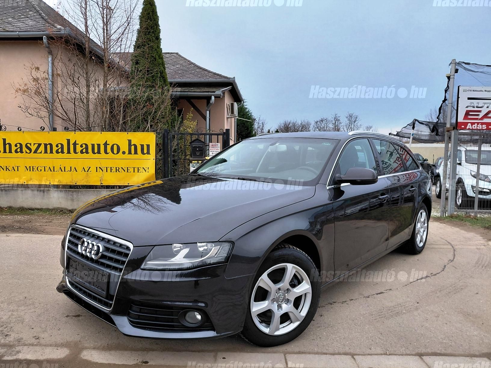 AUDI A4 2012/2 - 1