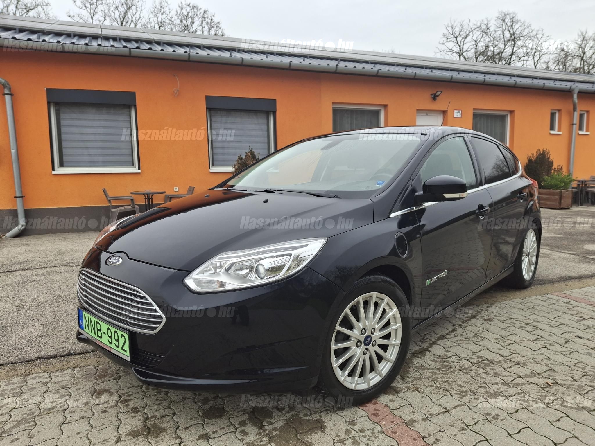 FORD FOCUS 2013 - 1