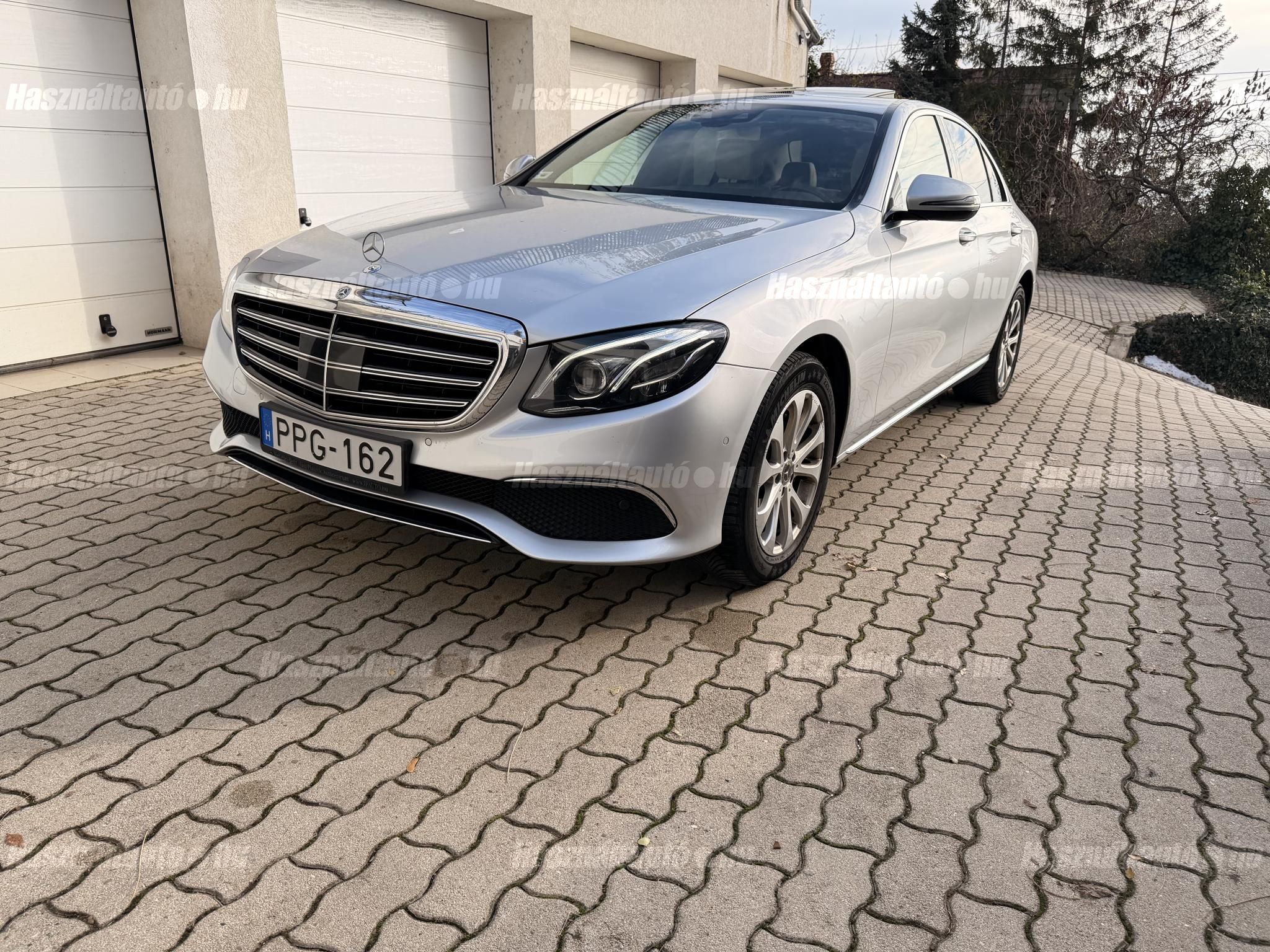 MERCEDES-BENZ E 220 2018/1 - 1