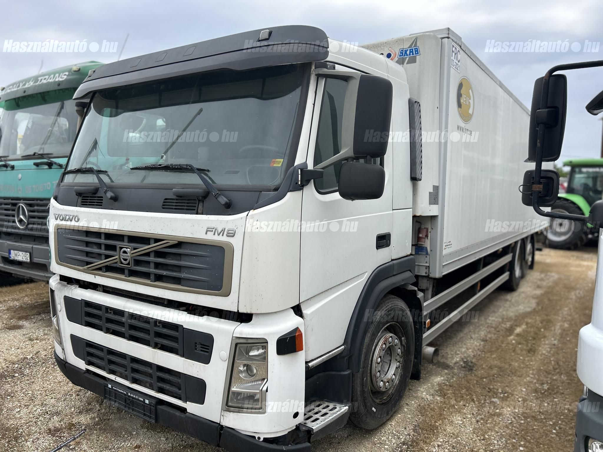 VOLVO 2005/5 - 1