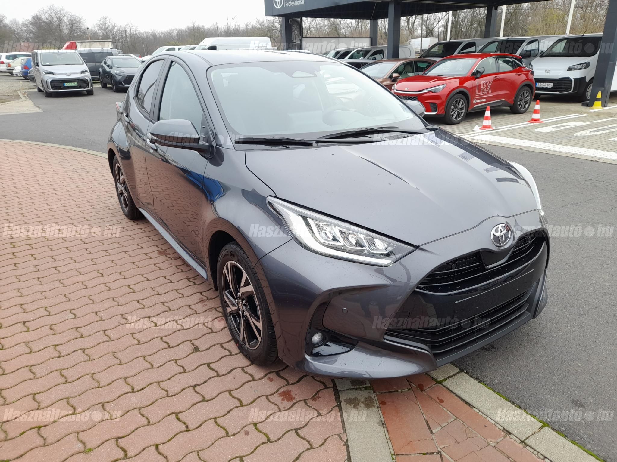 TOYOTA YARIS 2025 - 1