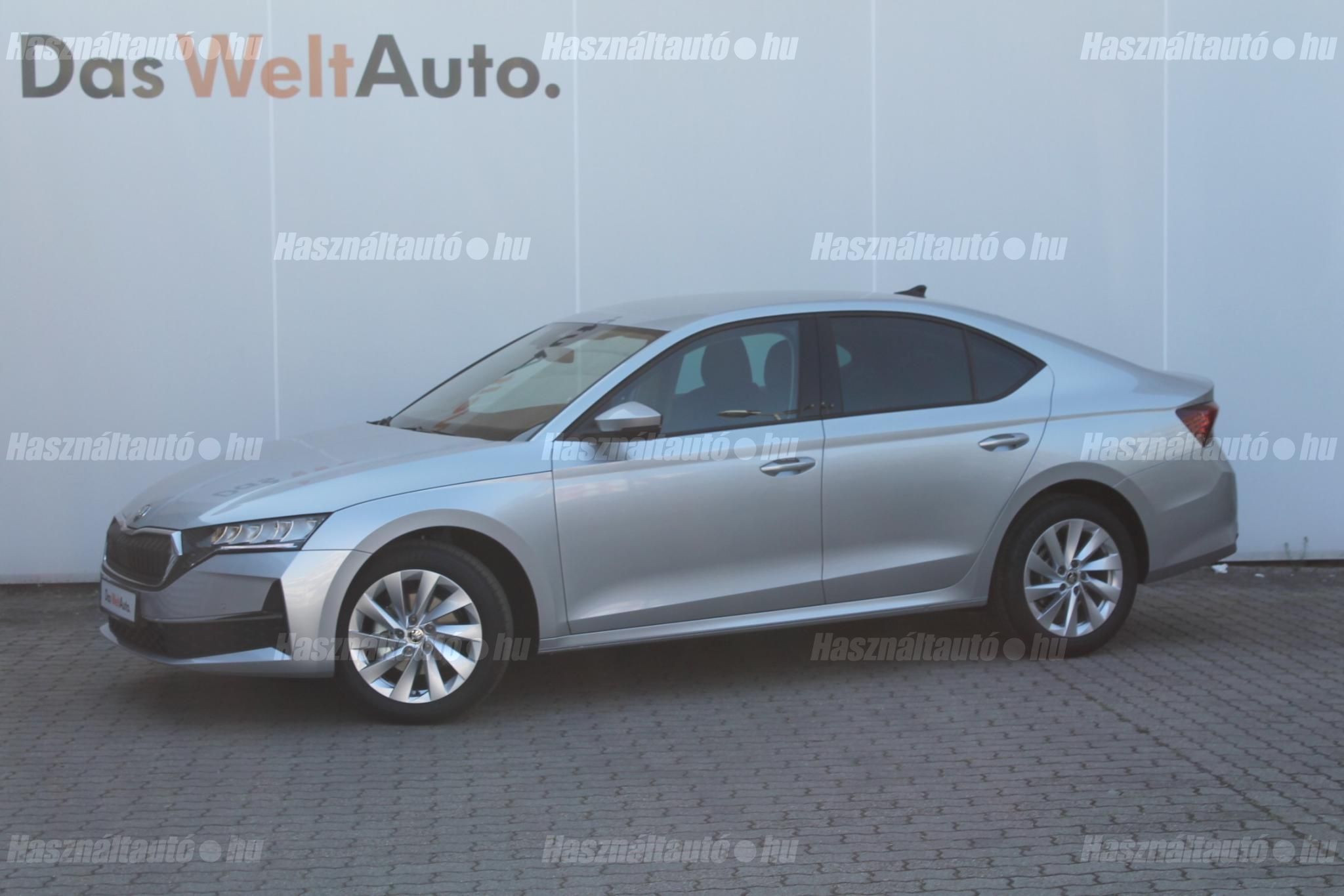 SKODA OCTAVIA 2024/8 - 1