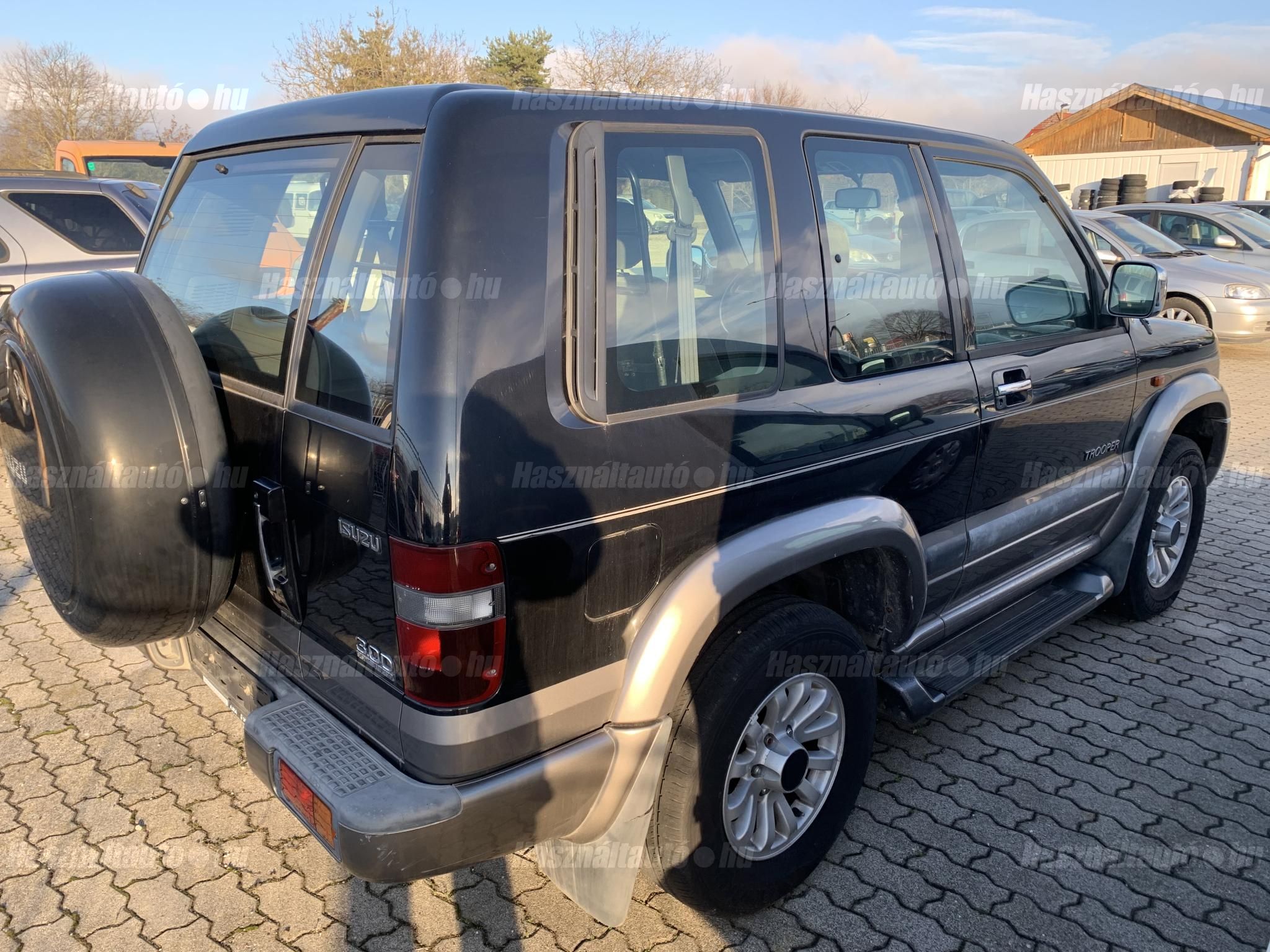 ISUZU TROOPER 2001/9 - 1