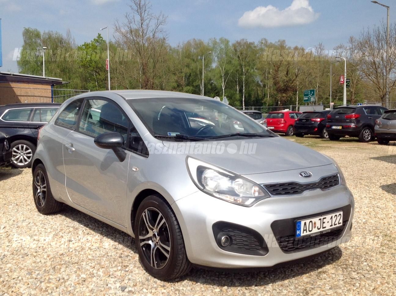 KIA RIO 2012/10 - 1