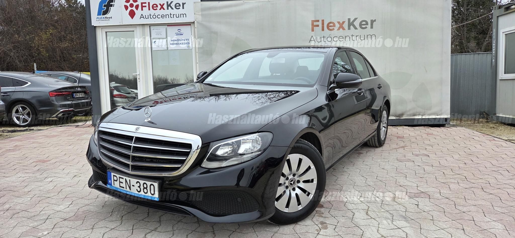MERCEDES-BENZ E 200 2017/4 - 1