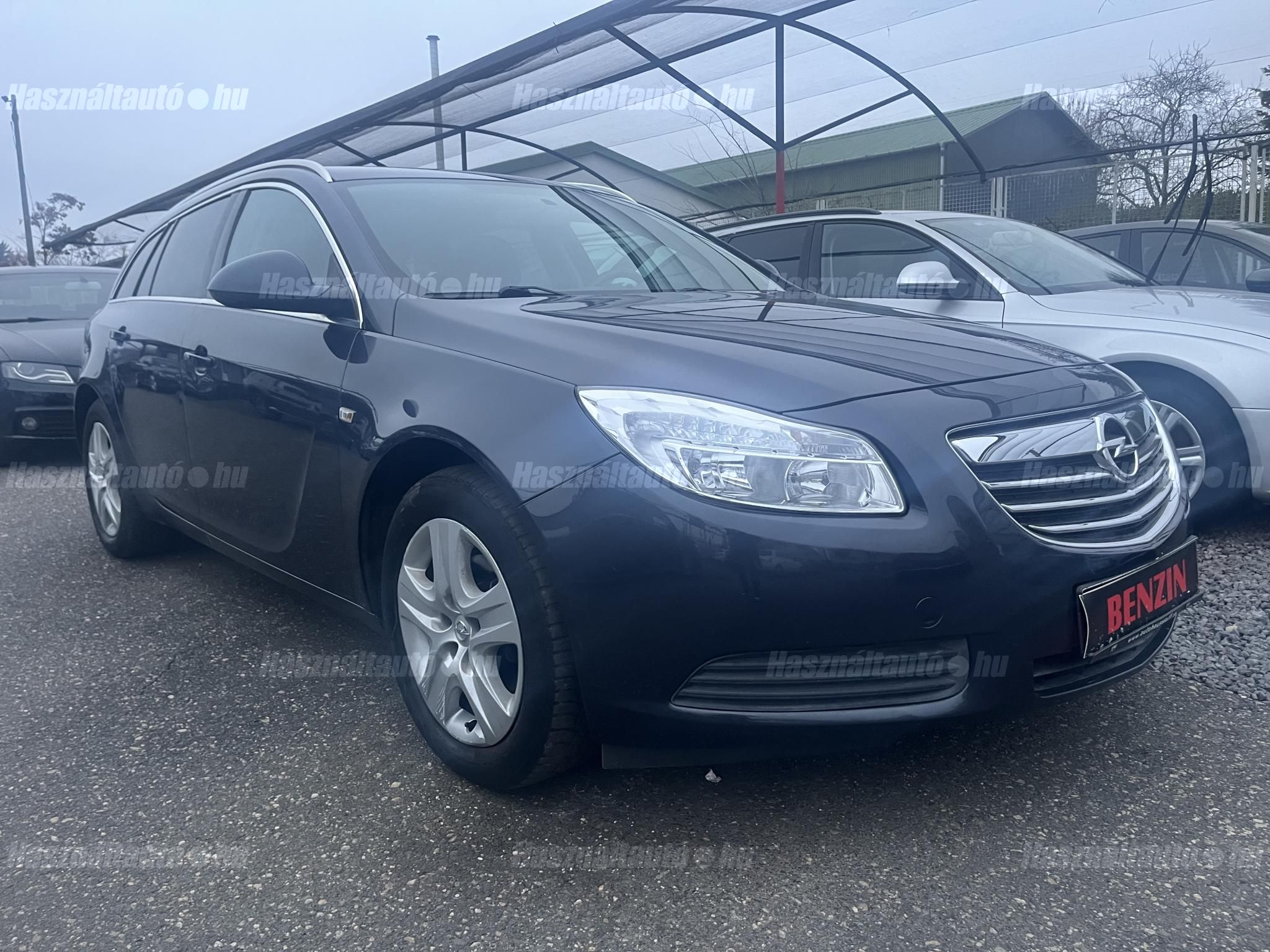 OPEL INSIGNIA 2010/9 - 1