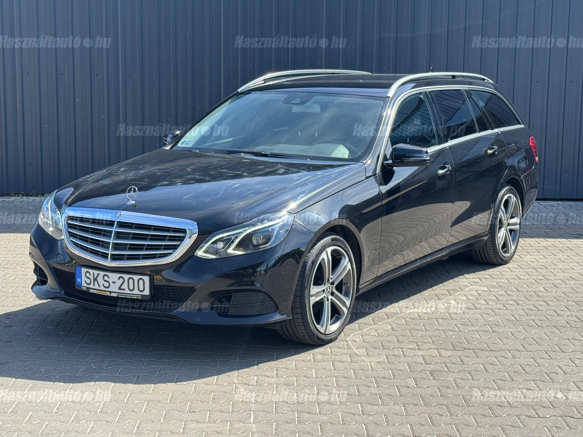 MERCEDES-BENZ E 200 2016/3 - 1
