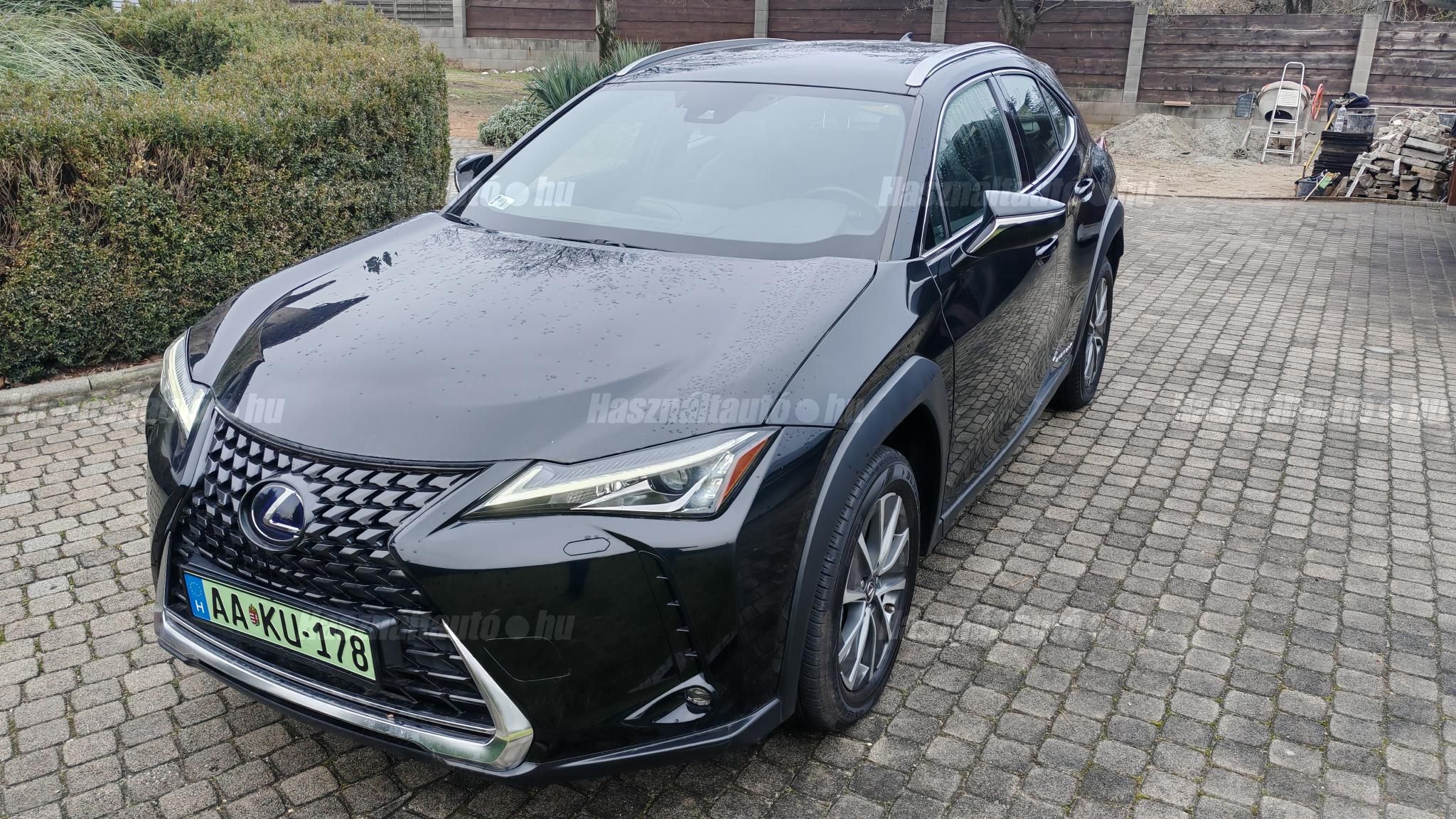 LEXUS UX 2021/7 - 1