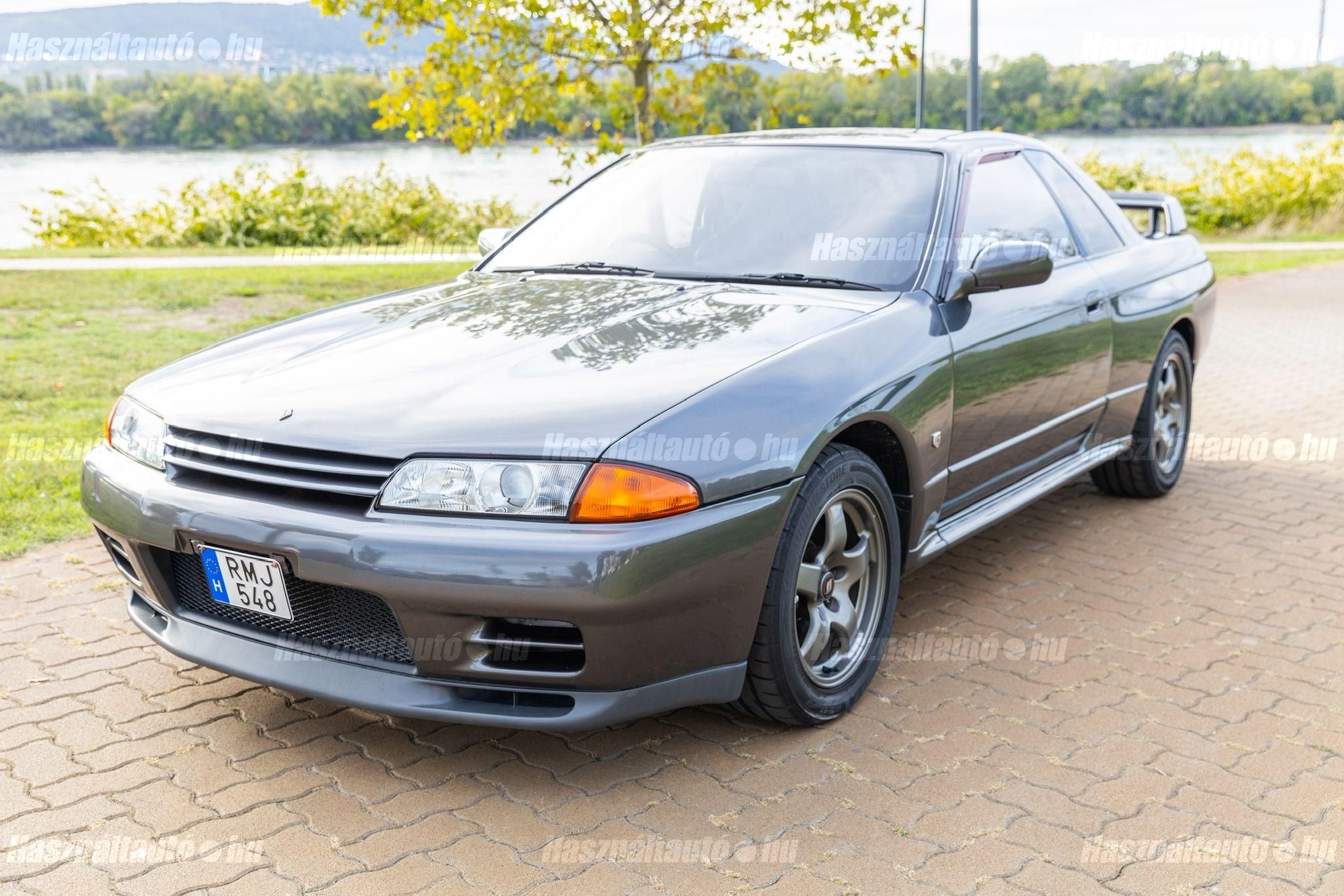 NISSAN GT-R 1992/4 - 1