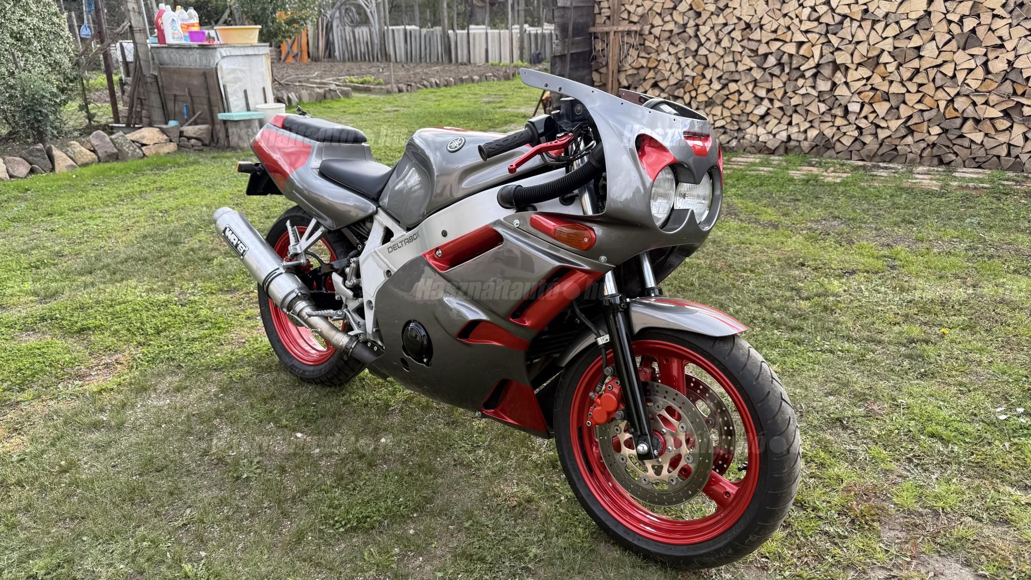 YAMAHA FZR 400 1988/3 - 1