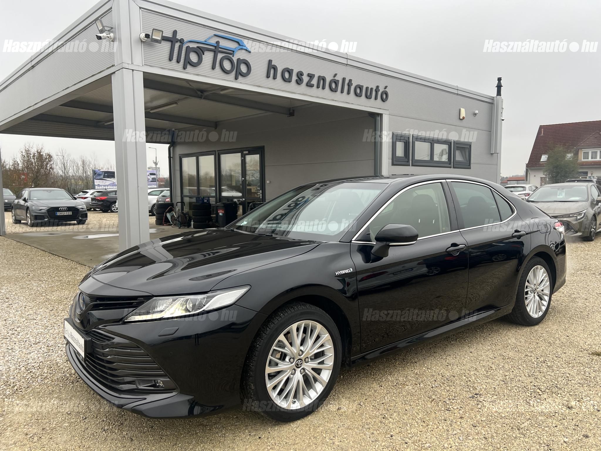 TOYOTA CAMRY 2019/9 - 1
