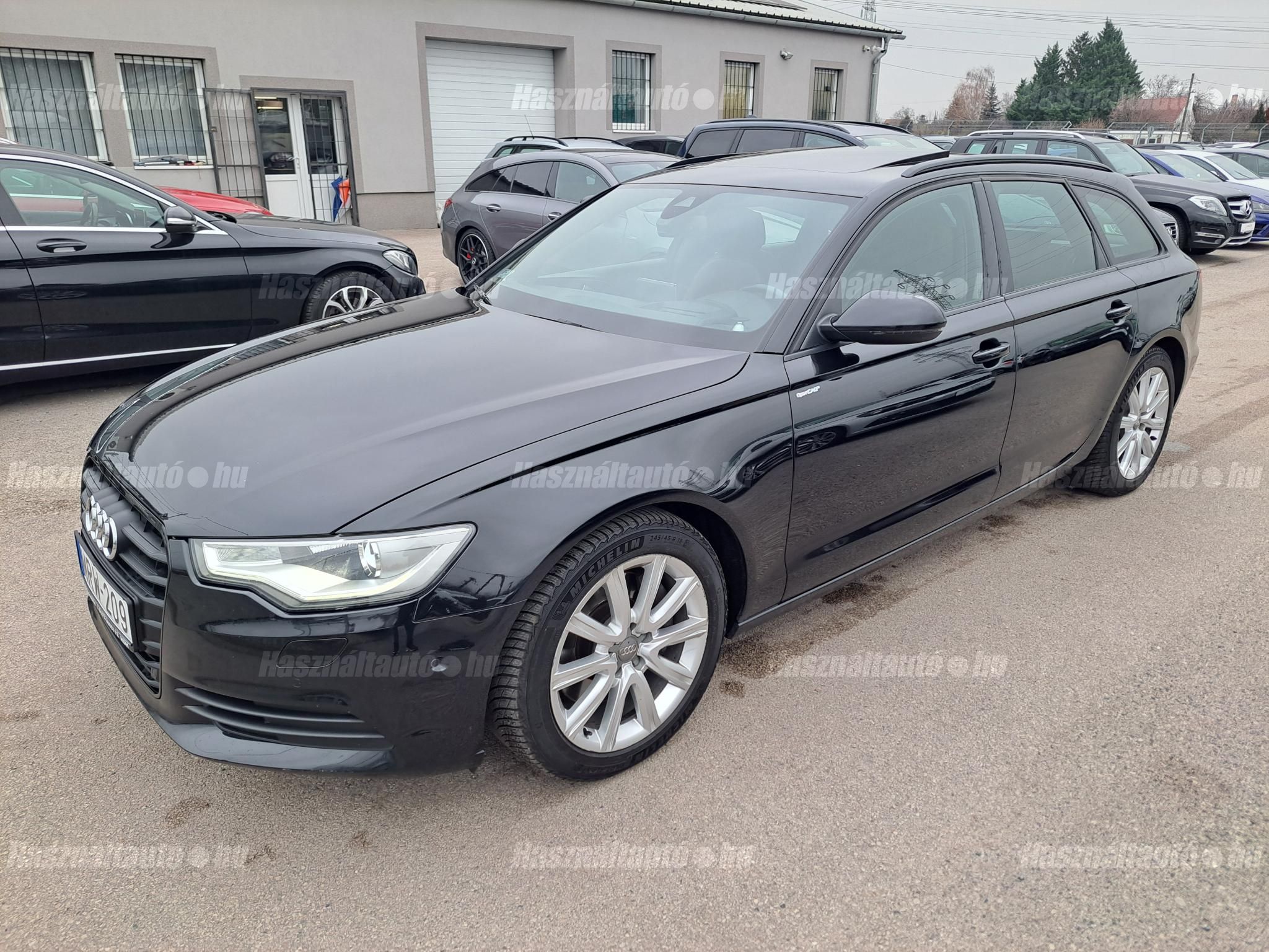 AUDI A6 2012/3 - 1