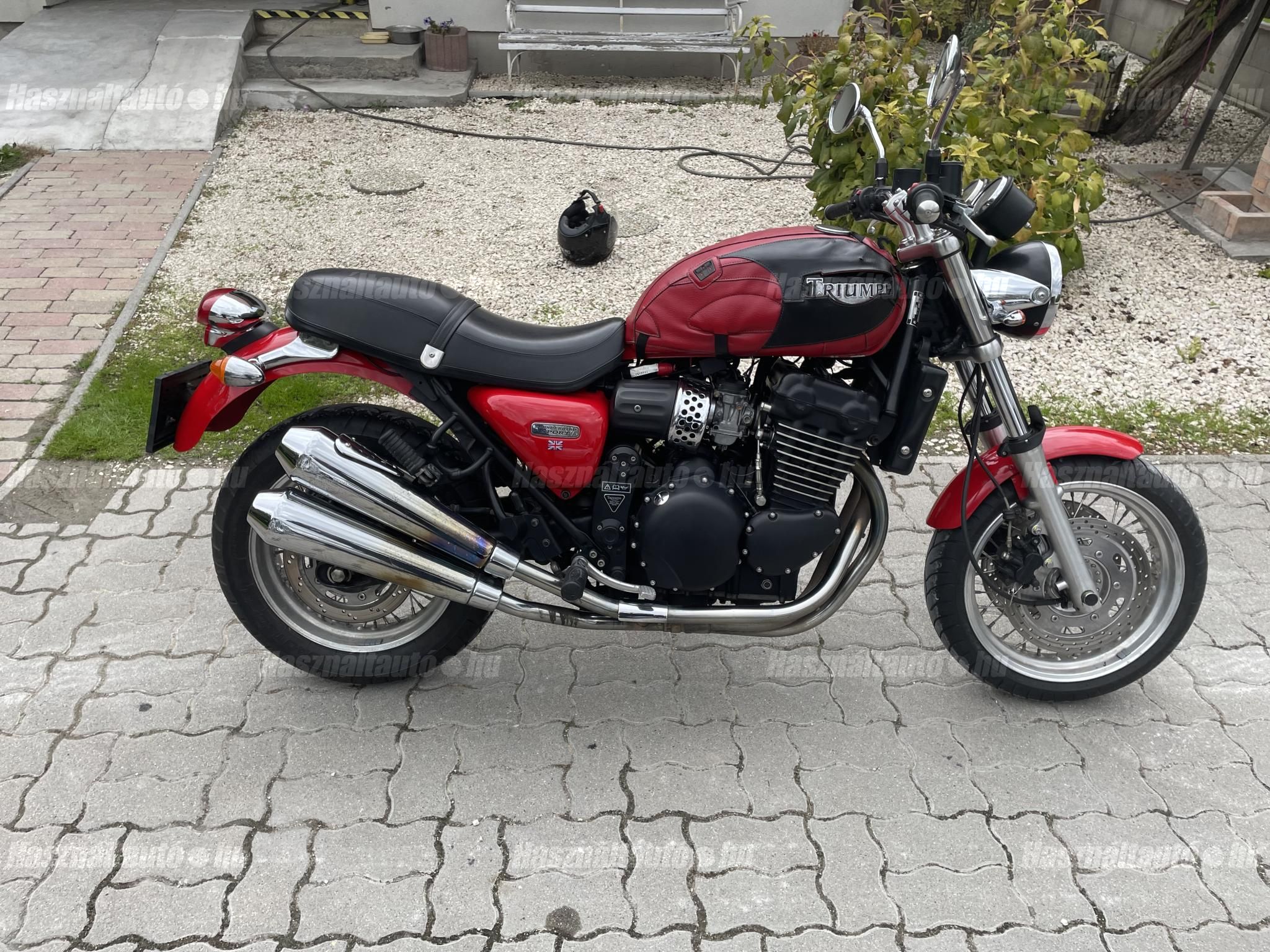 TRIUMPH THUNDERBIRD SPORT 2000/6 - 1