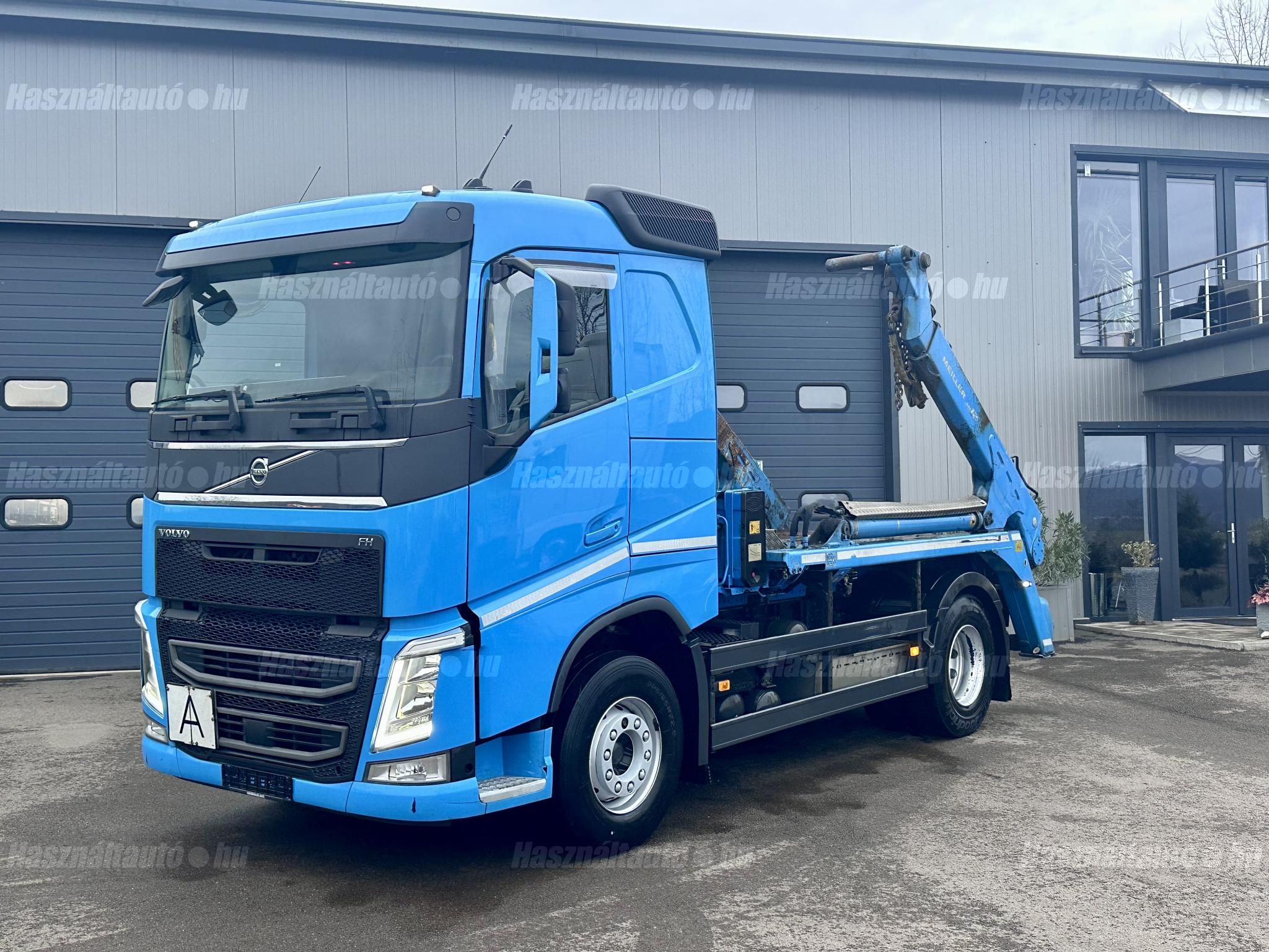 VOLVO 2019/12 - 1