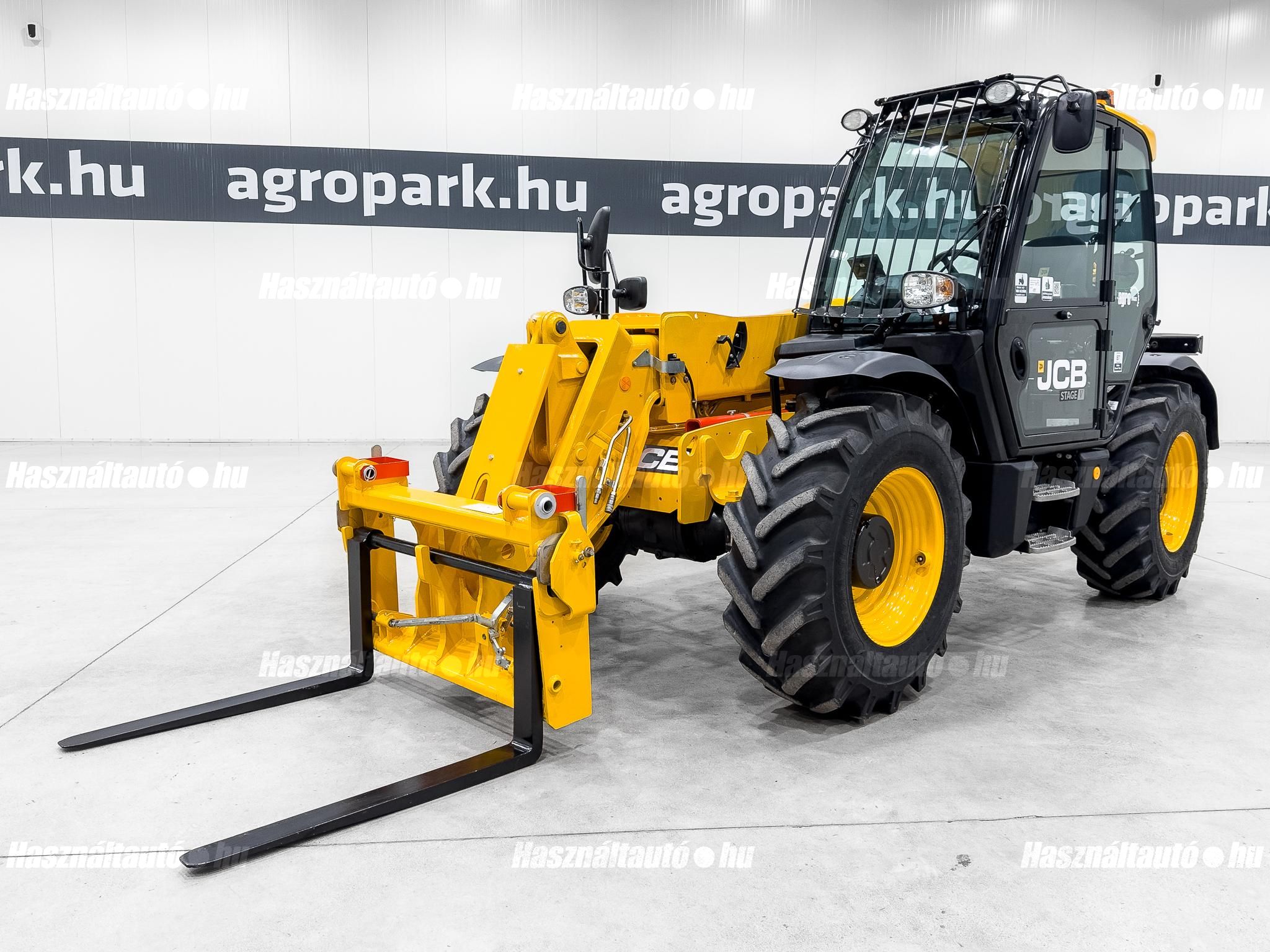 JCB 2022 - 1