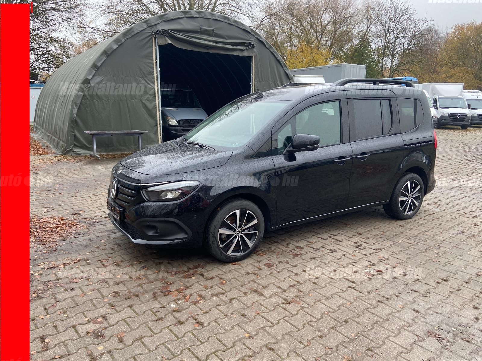 MERCEDES-BENZ EQT 2023 - 1