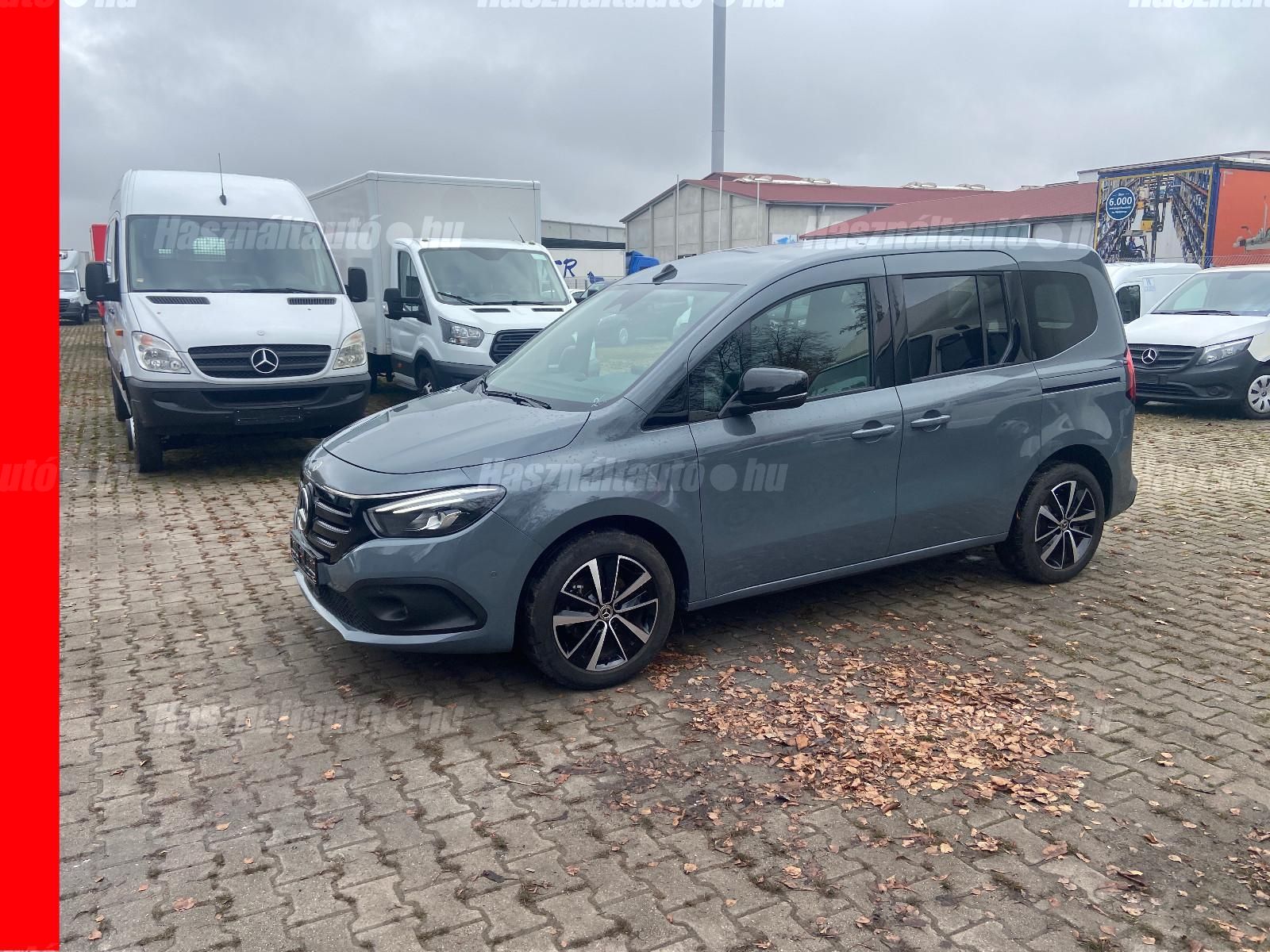 MERCEDES-BENZ EQT 2024 - 1