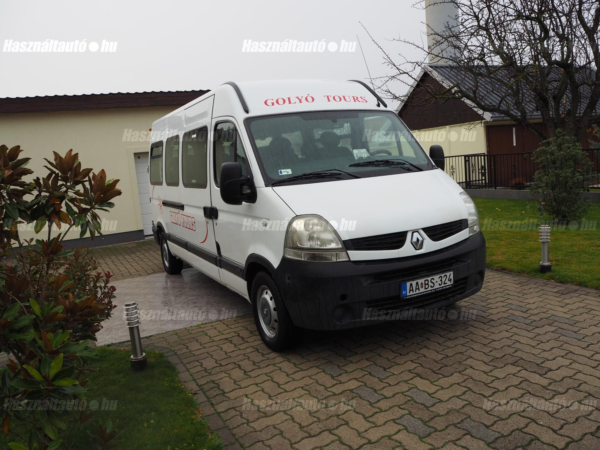 RENAULT 2010/5 - 1