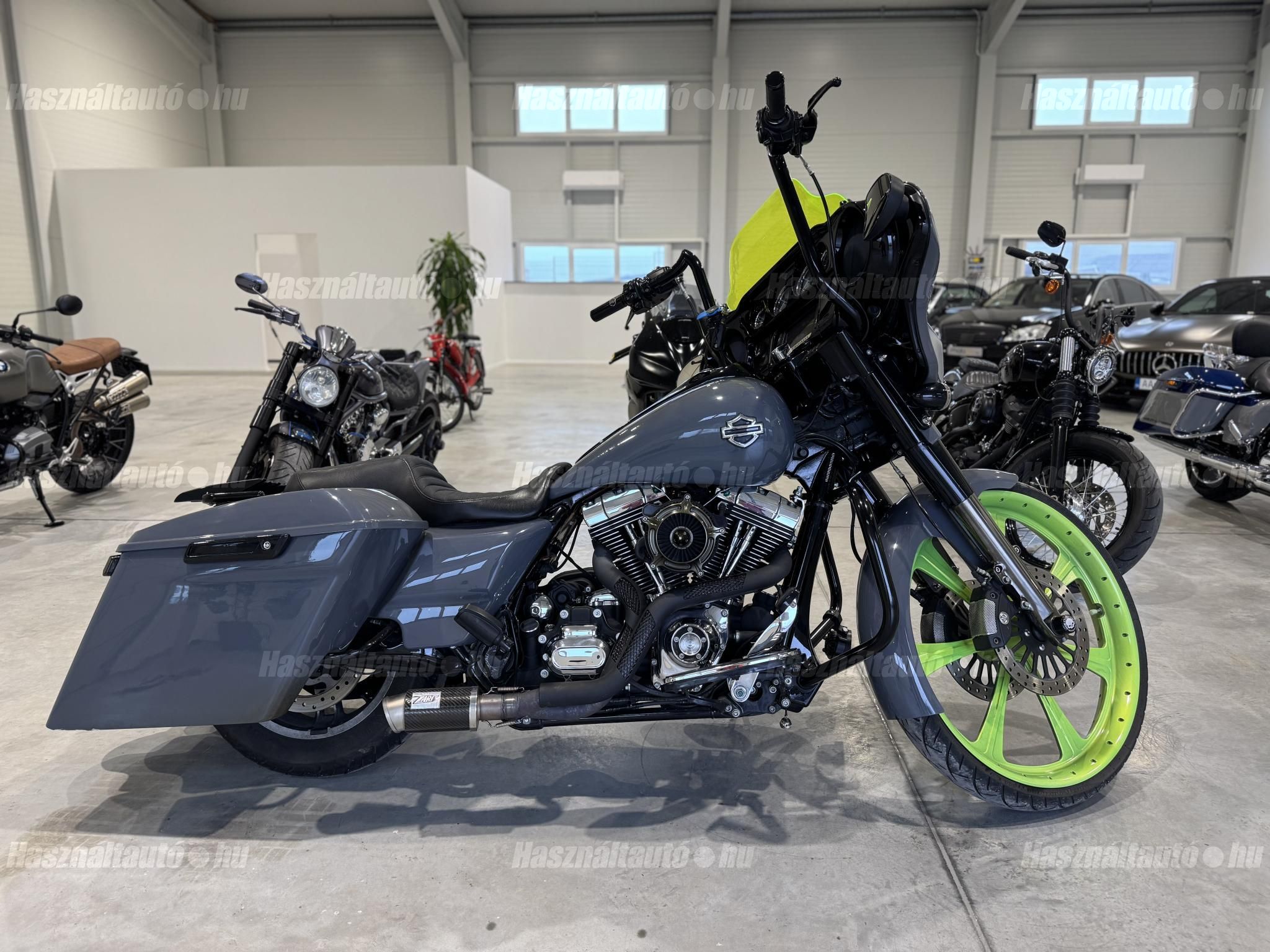 HARLEY-DAVIDSON STREET GLIDE SPECIAL 2016/1 - 1