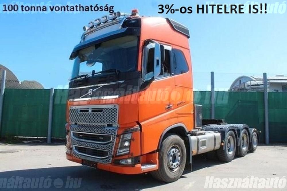 VOLVO 2019 - 1