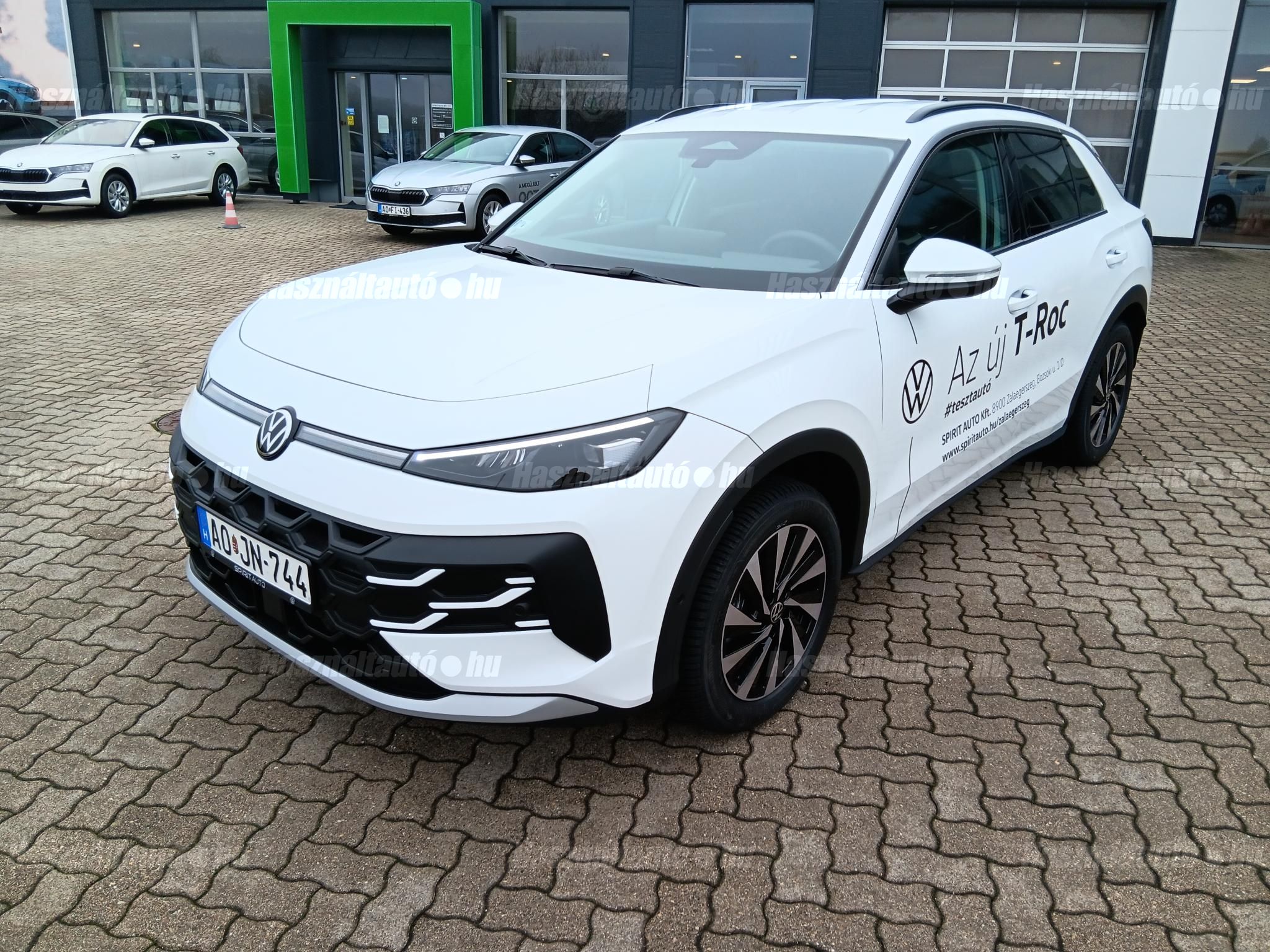 VOLKSWAGEN T-ROC 2025 - 1