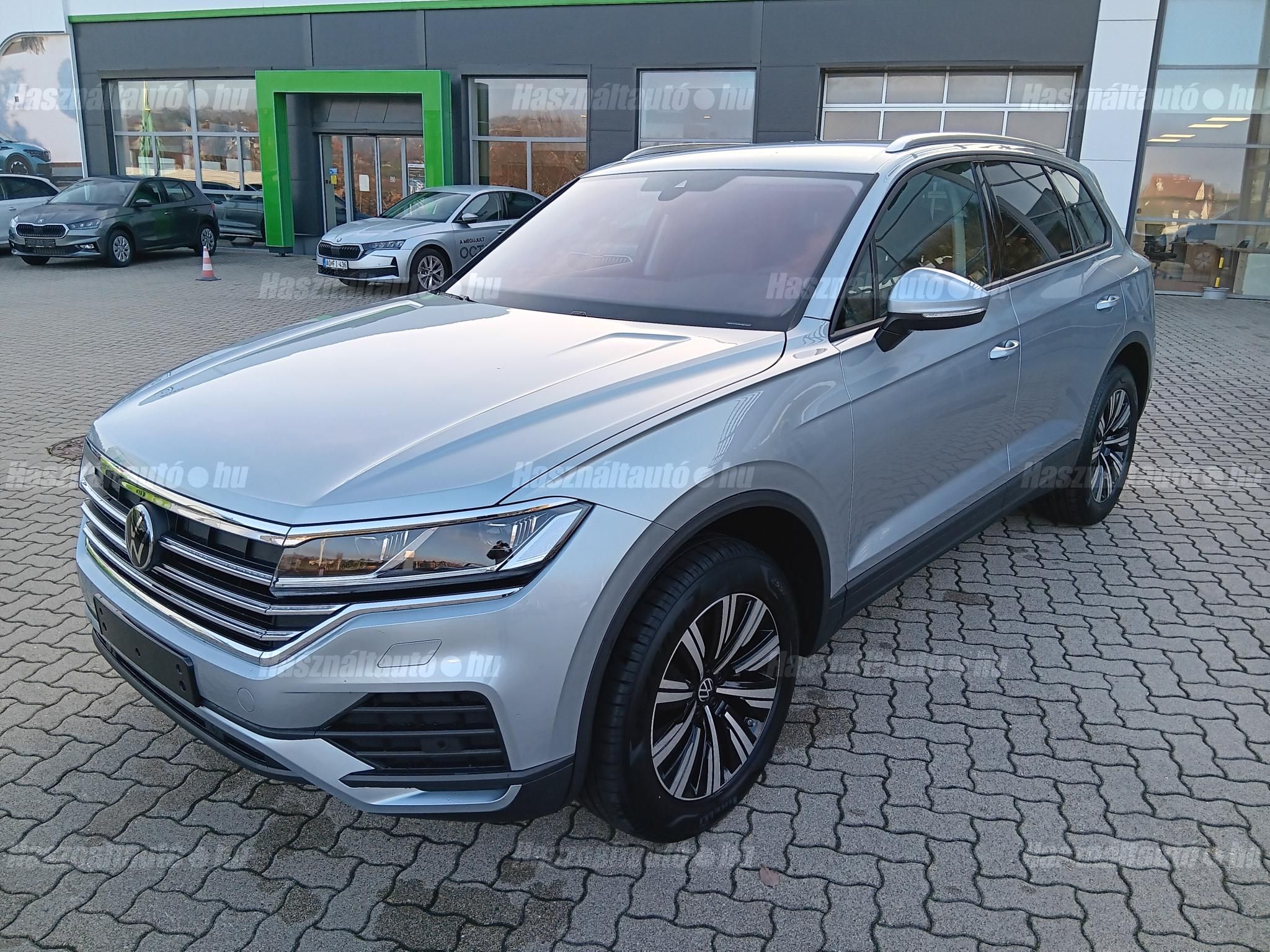 VOLKSWAGEN TOUAREG 2025 - 1