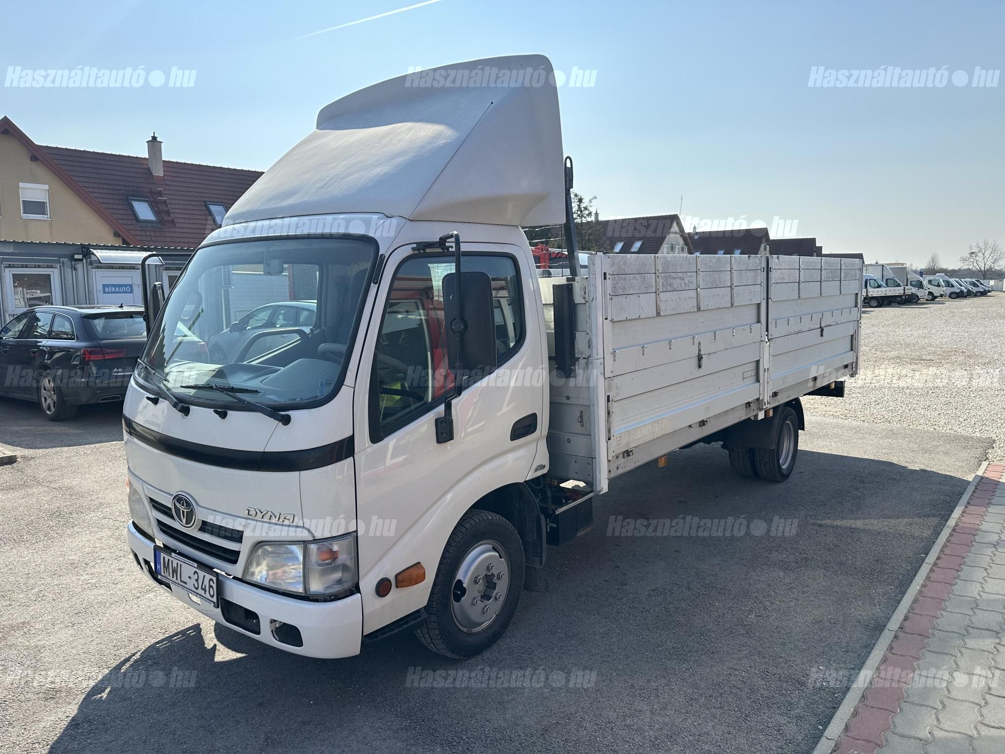 TOYOTA DYNA 2014 - 1