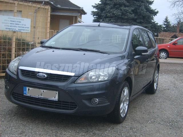 FORD FOCUS 2010 - 1