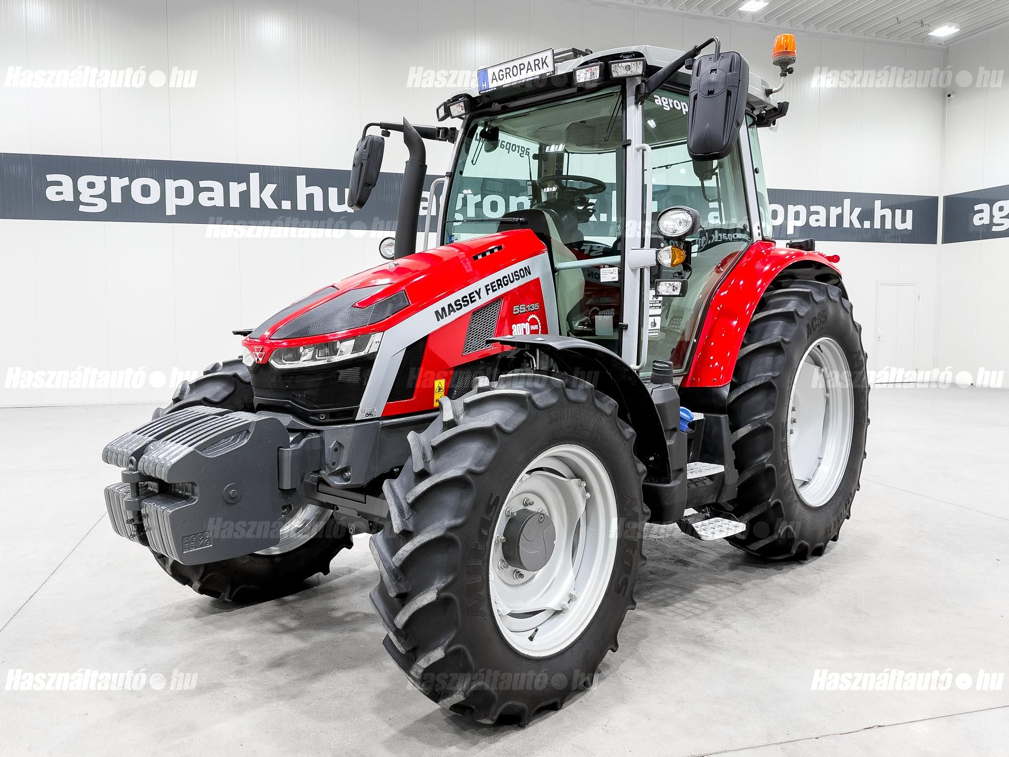 MASSEY FERGUSON 2021 - 1