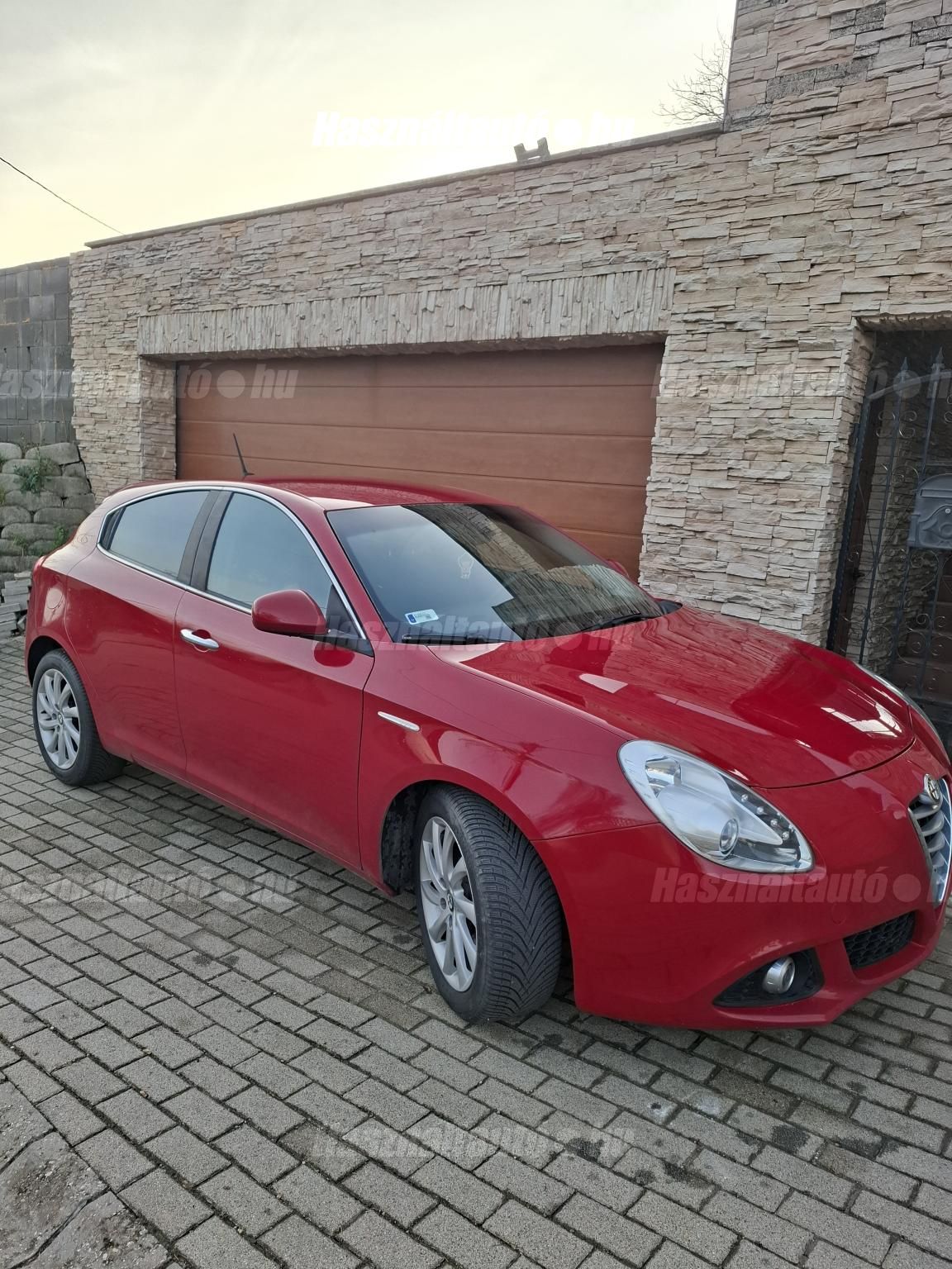 ALFA ROMEO GIULIETTA 2016 - 1