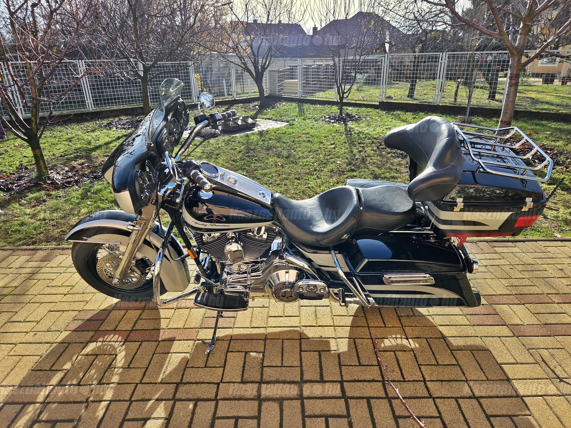 HARLEY-DAVIDSON ROAD KING 2004 - 1