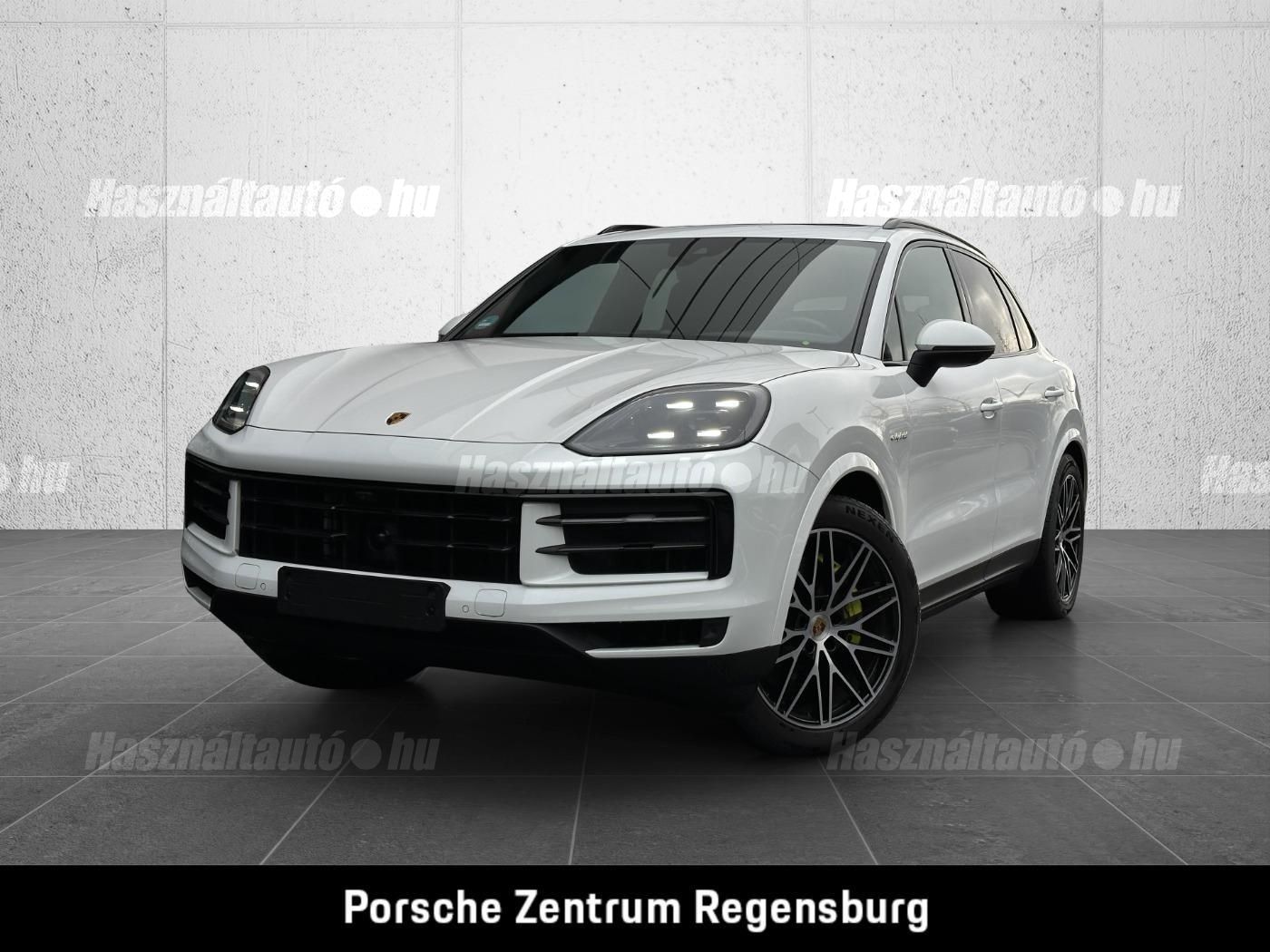 PORSCHE CAYENNE 2024 - 1