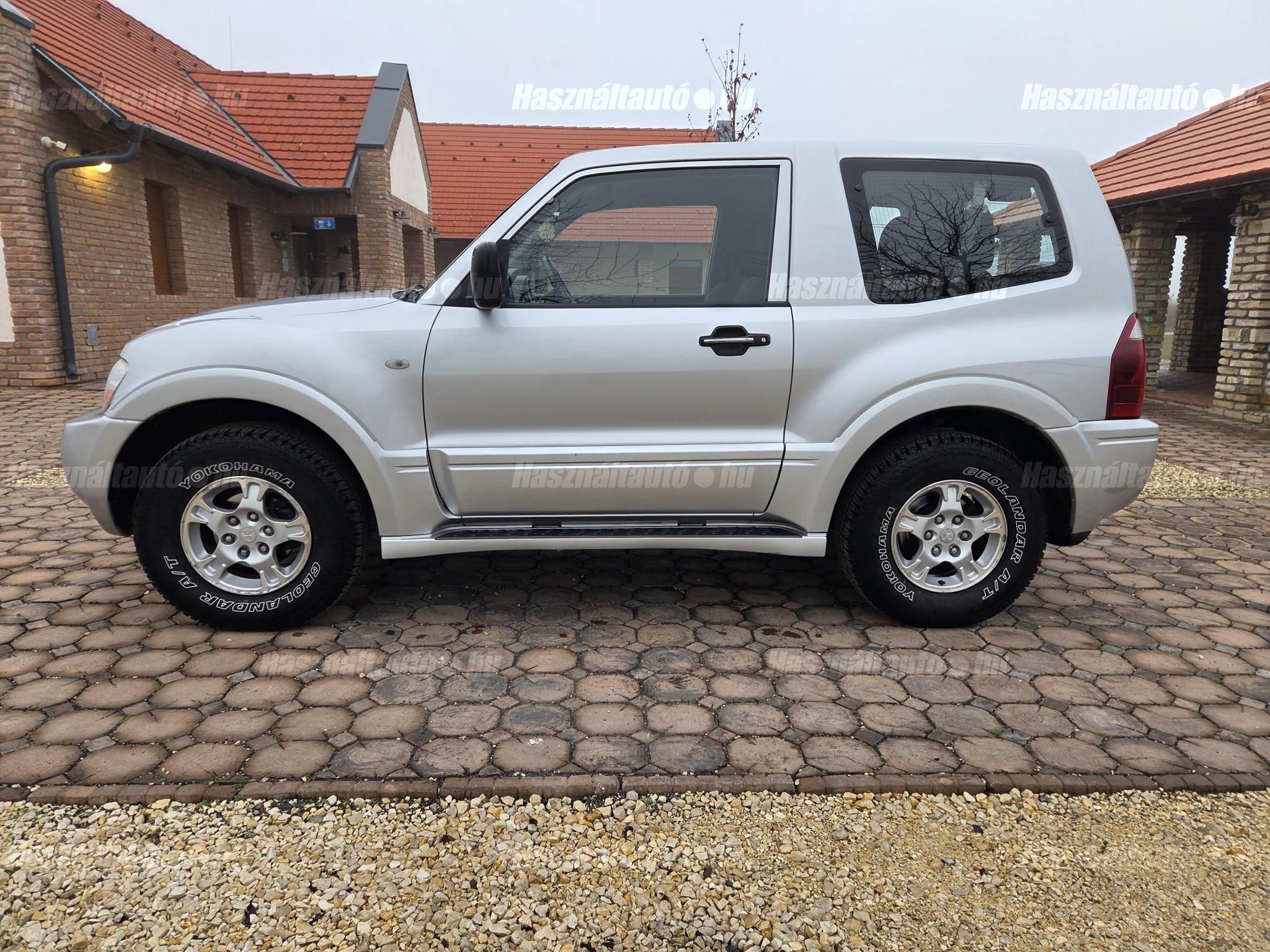 MITSUBISHI PAJERO 2003/3 - 1