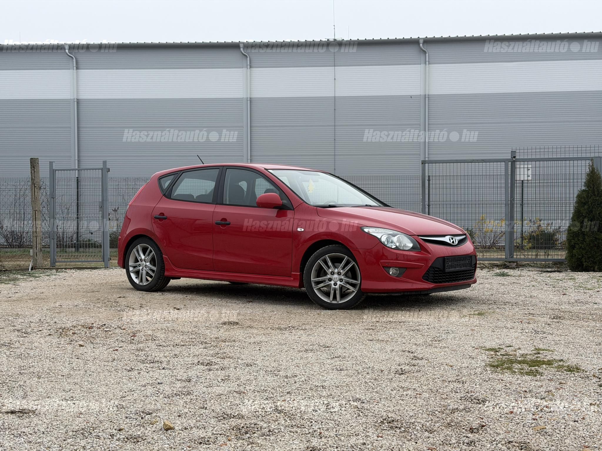 HYUNDAI I30 2010 - 1