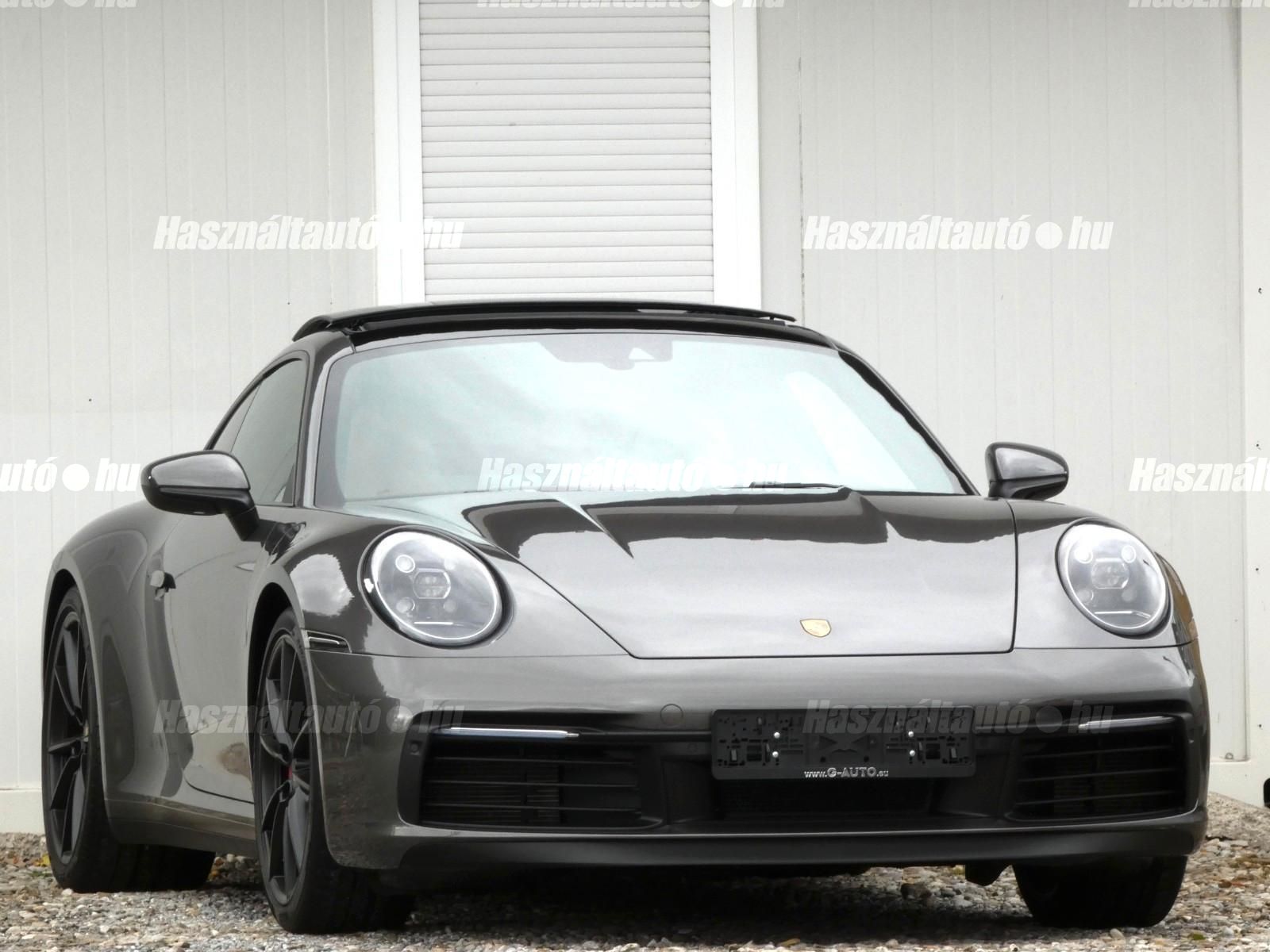 PORSCHE 911 2021 - 1