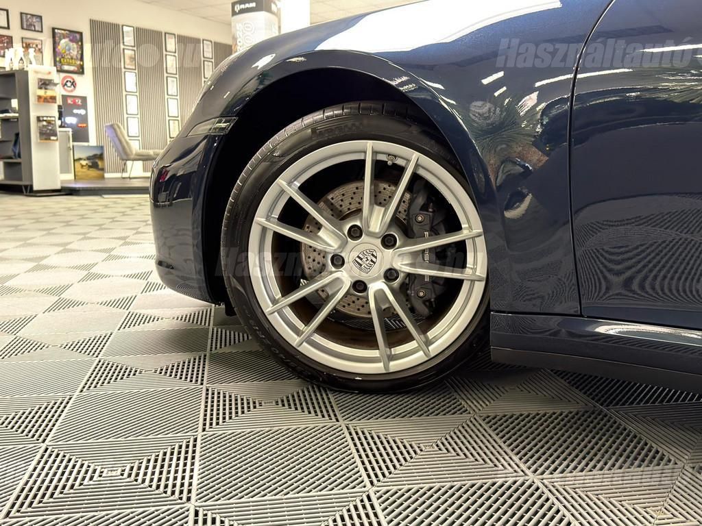 PORSCHE 992 2021 - 1