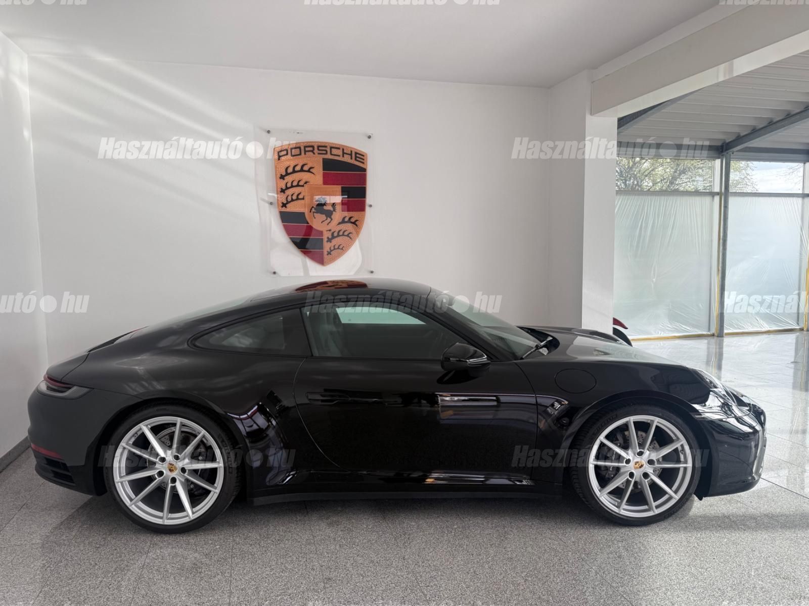 PORSCHE 992 2024 - 1