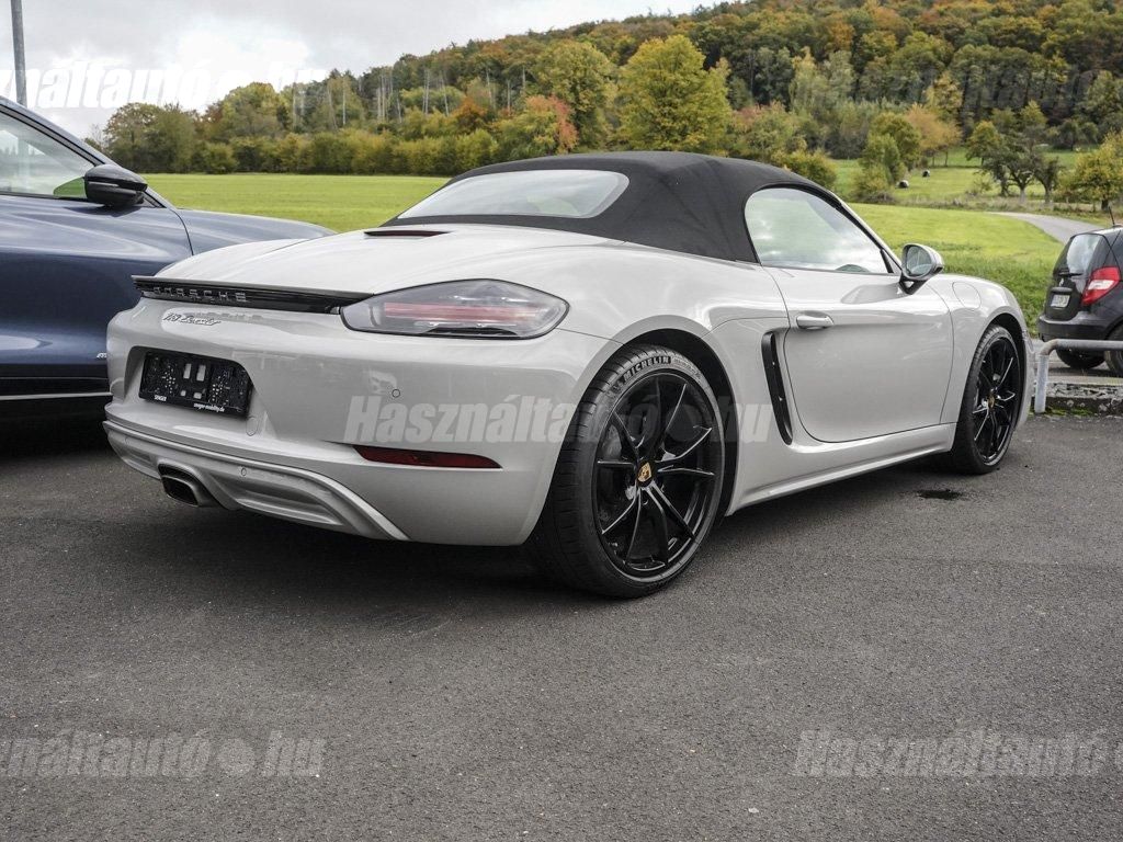 PORSCHE BOXSTER 2023 - 1