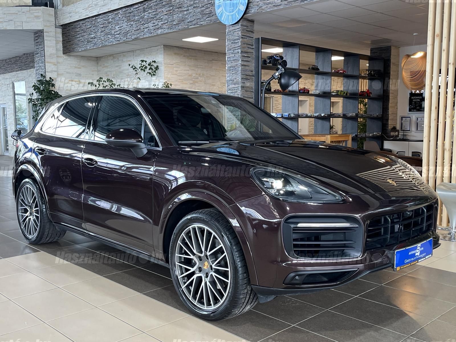 PORSCHE CAYENNE 2020 - 1