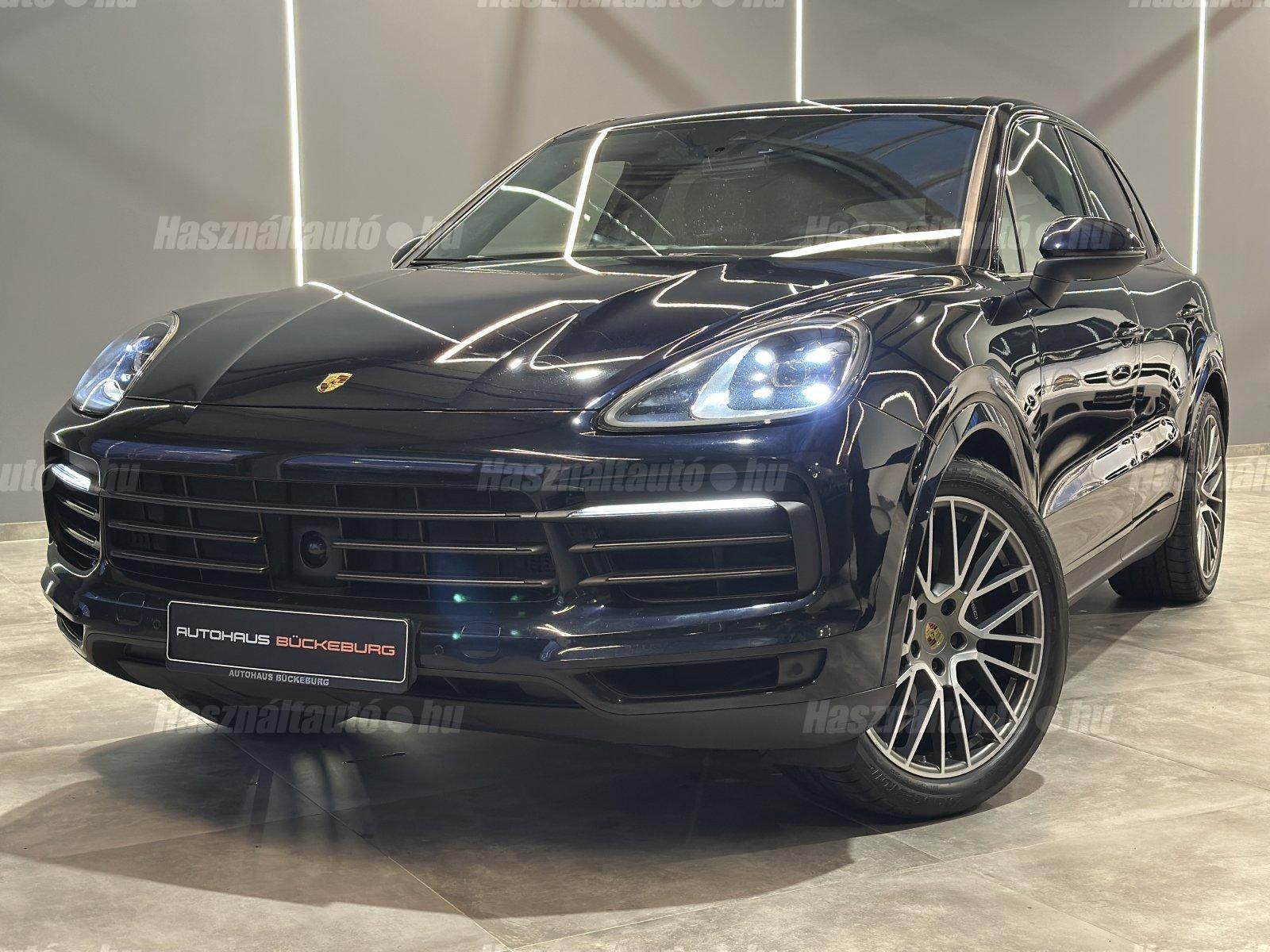 PORSCHE CAYENNE 2022 - 1