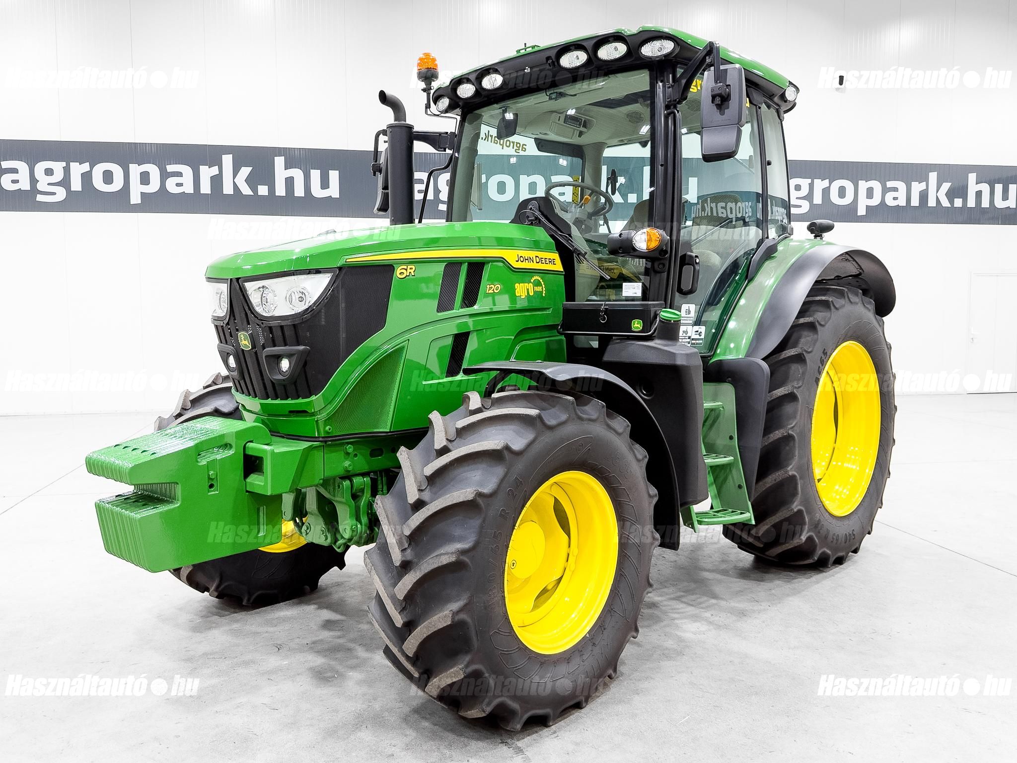 JOHN DEERE 2024 - 1