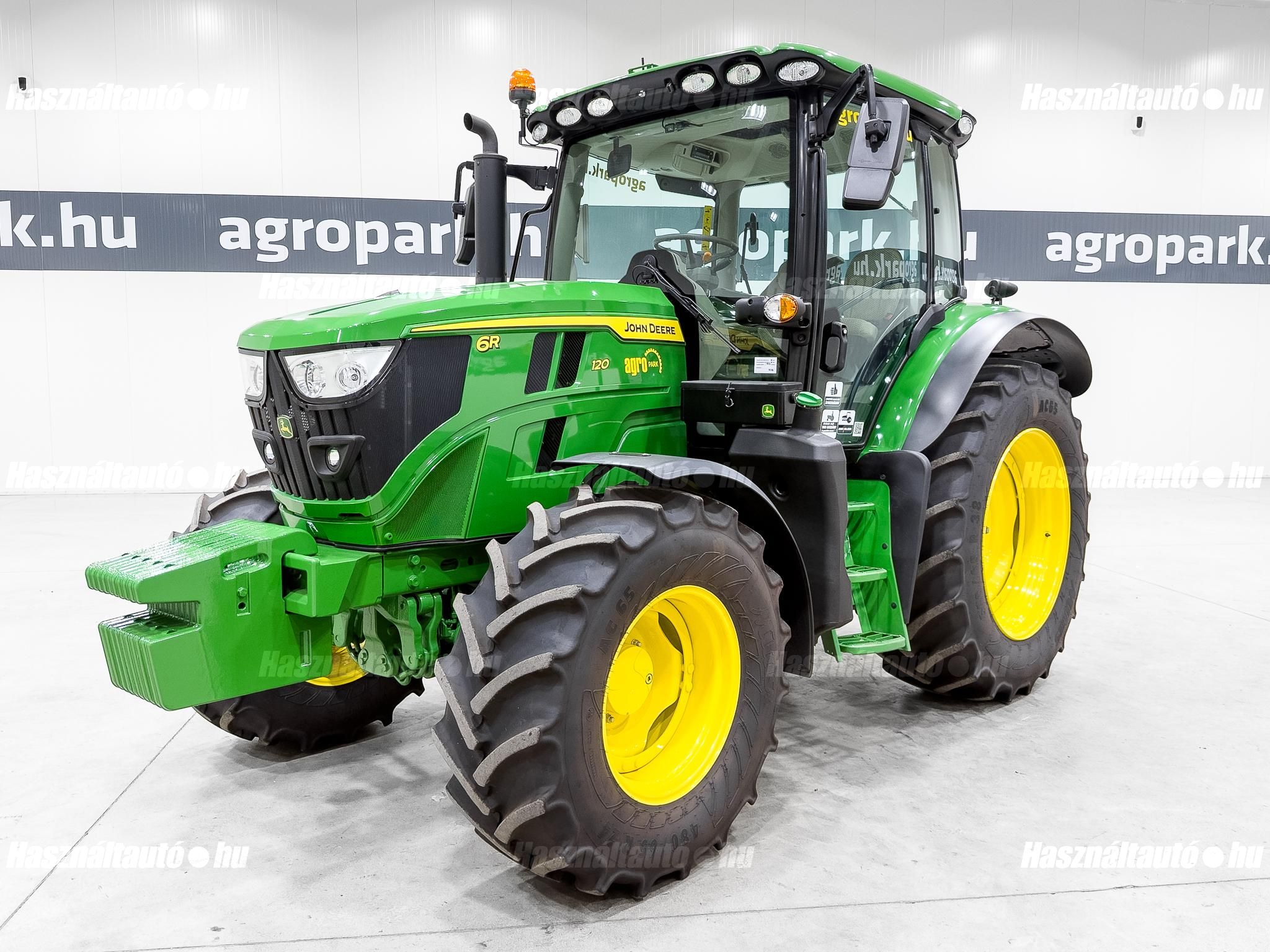 JOHN DEERE 2024 - 1