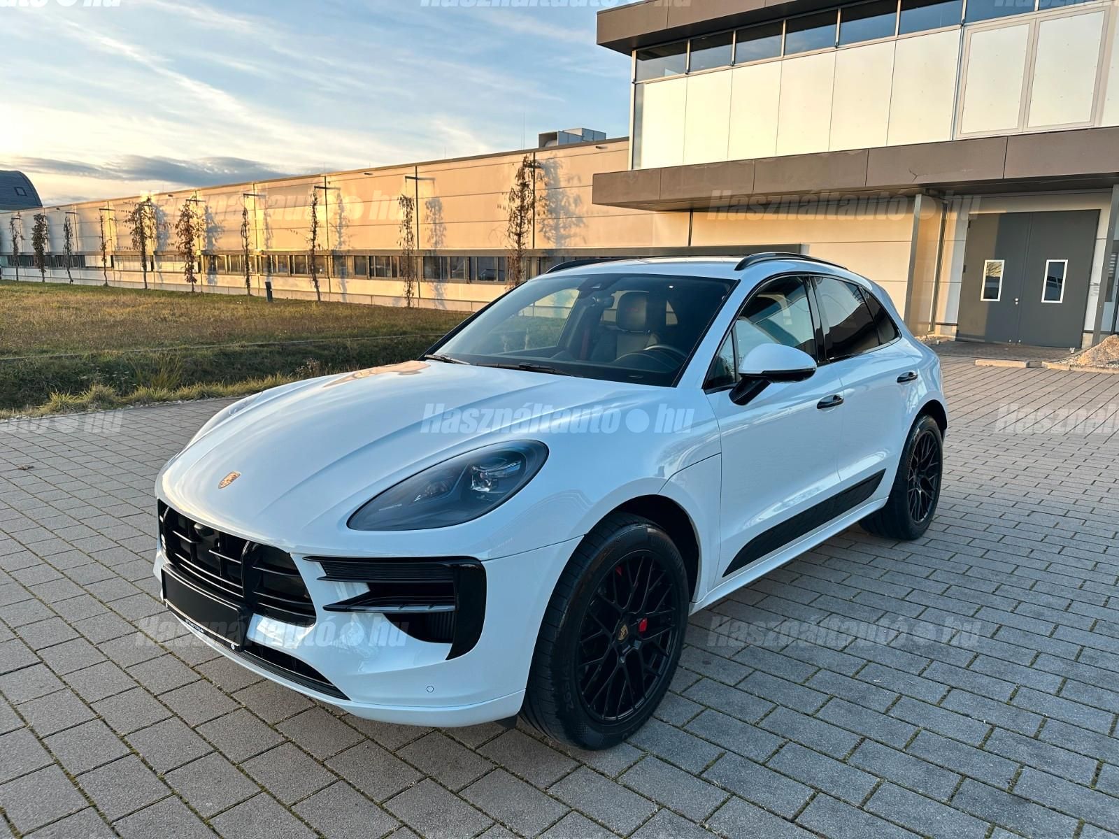 PORSCHE MACAN 2020 - 1
