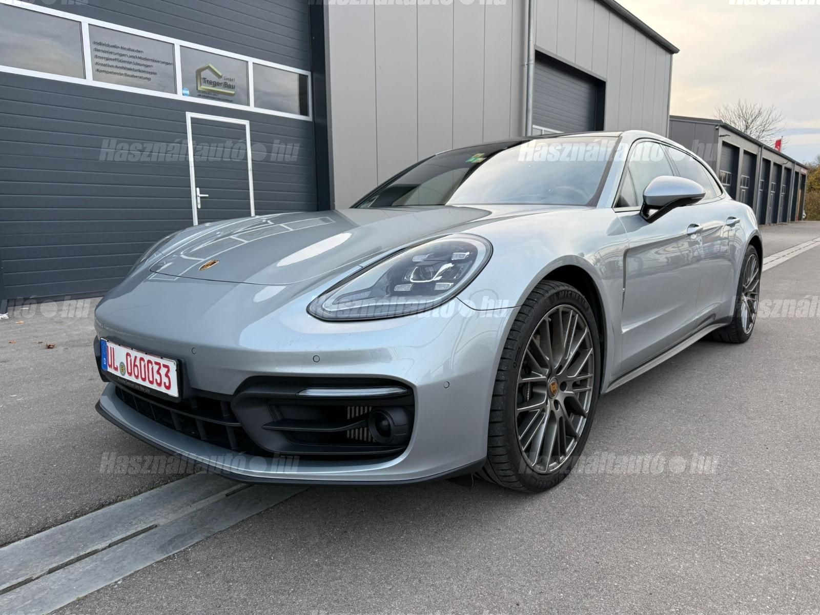 PORSCHE PANAMERA 2022 - 1